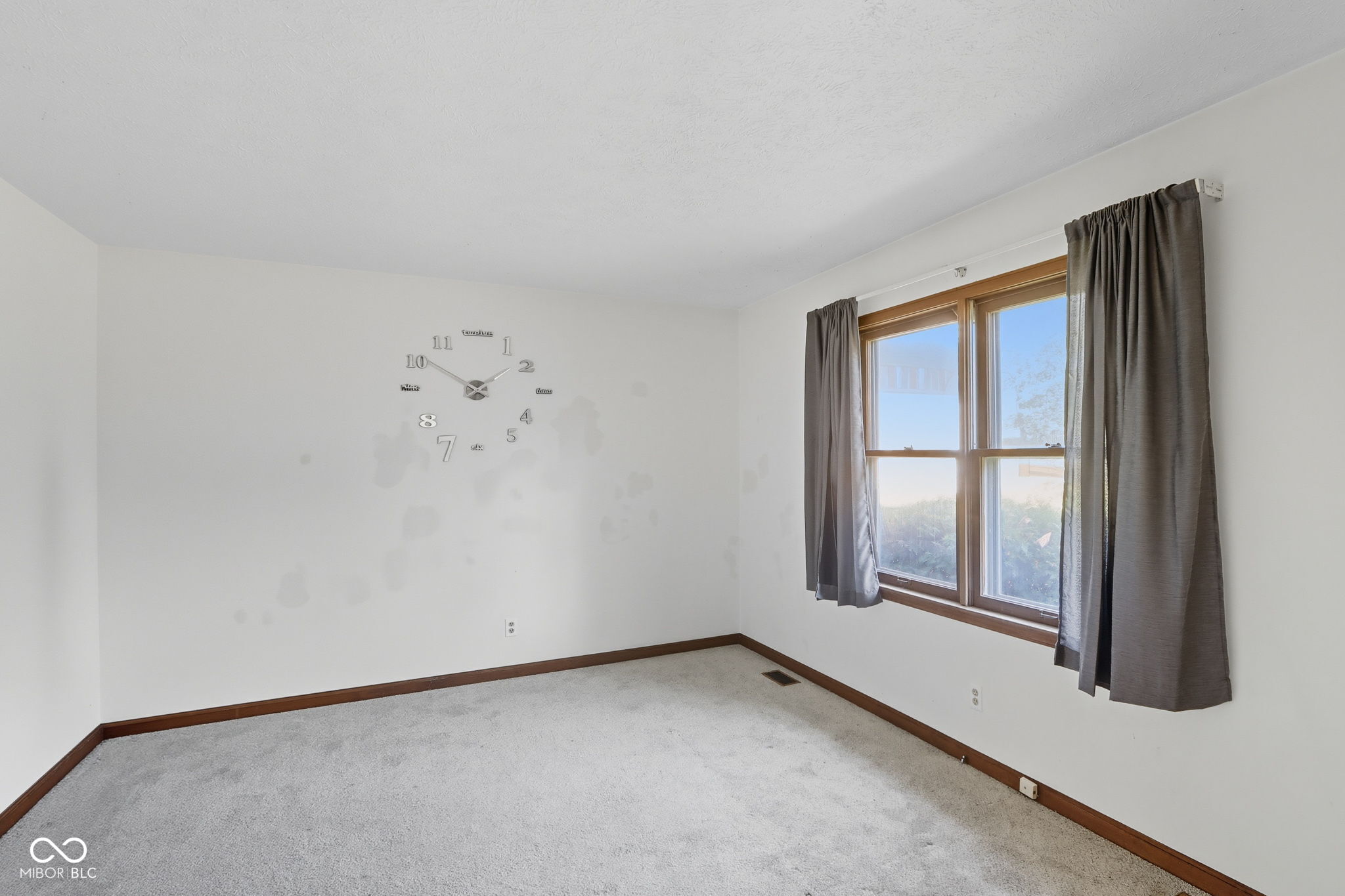 10420 Orchard Park Drive W