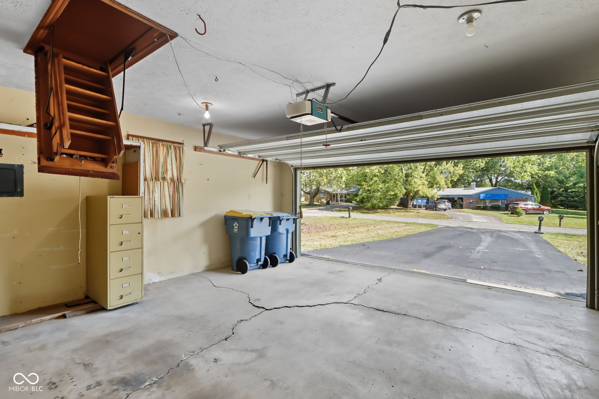 10420 Orchard Park Drive W