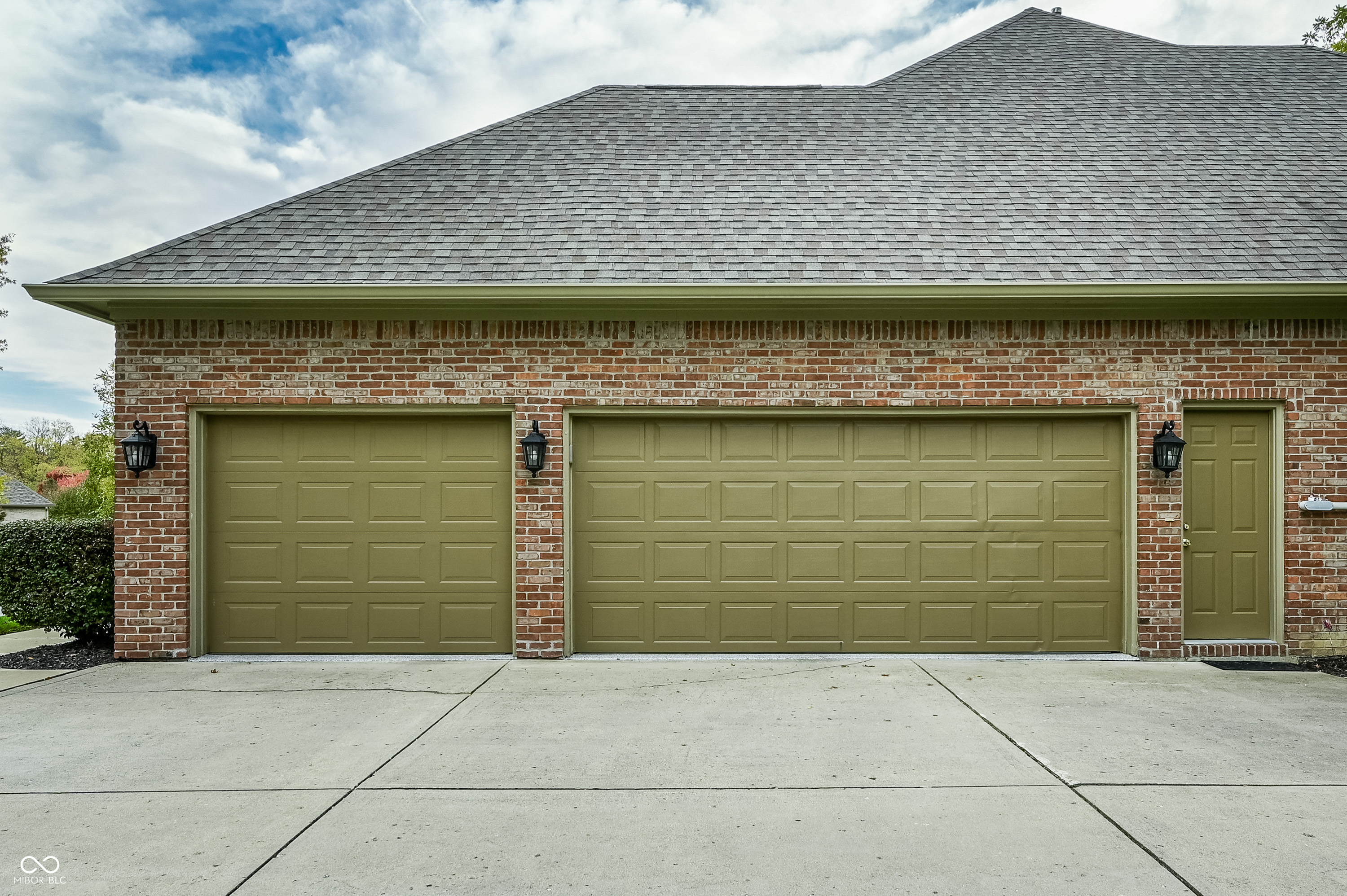 7567 Meadow Violet Court