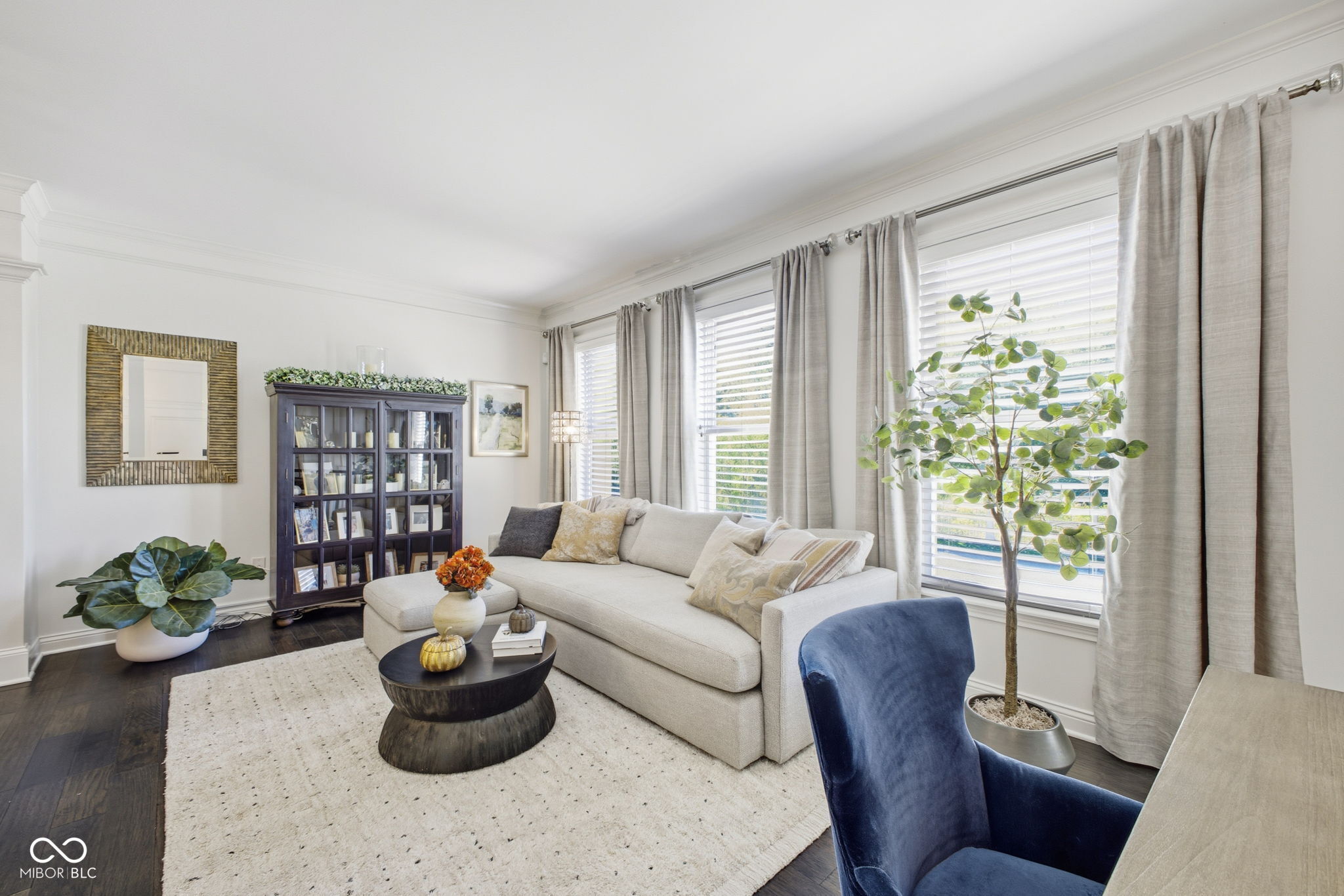 789 Greenford Trail N