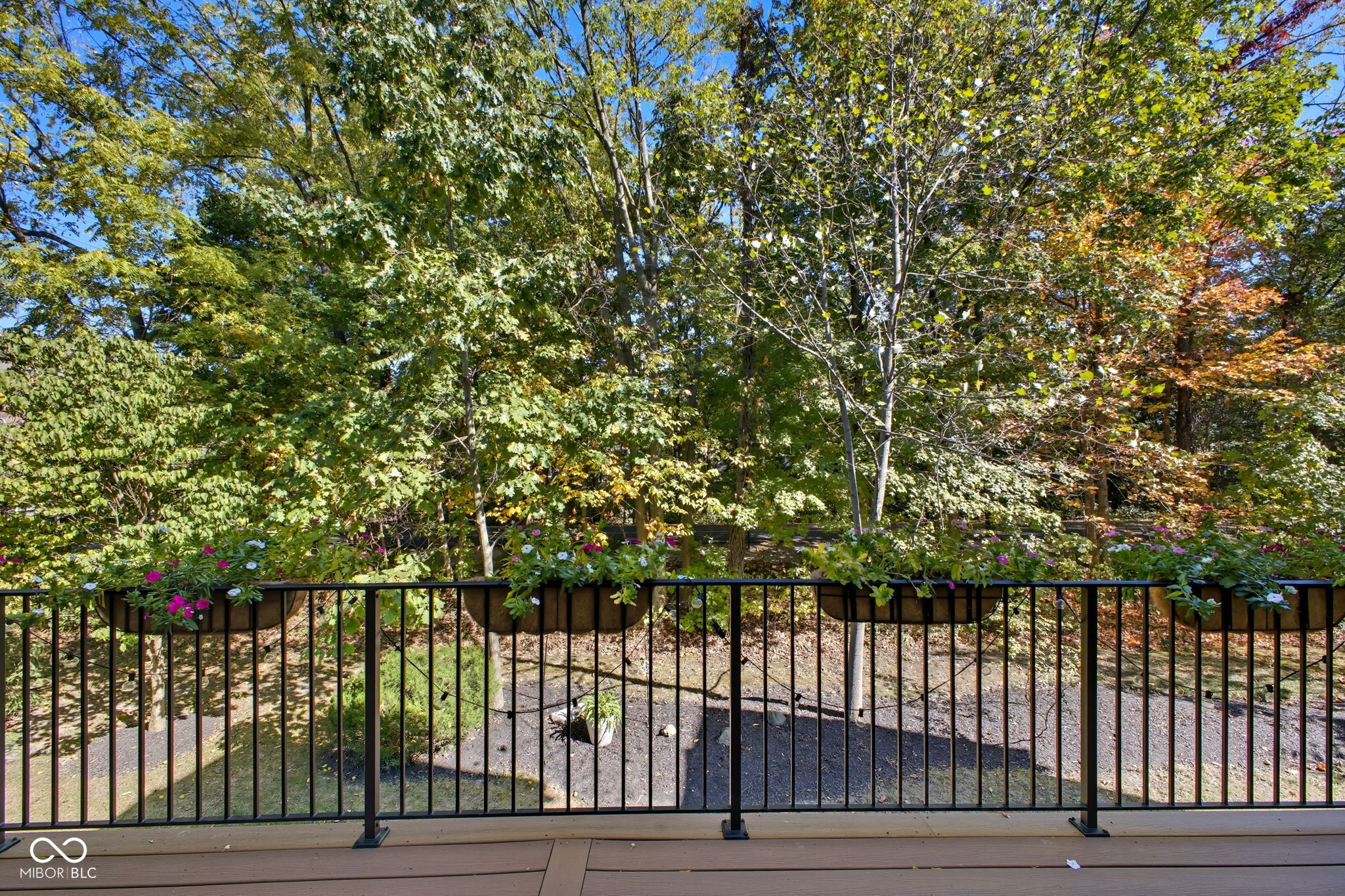 789 Greenford Trail N