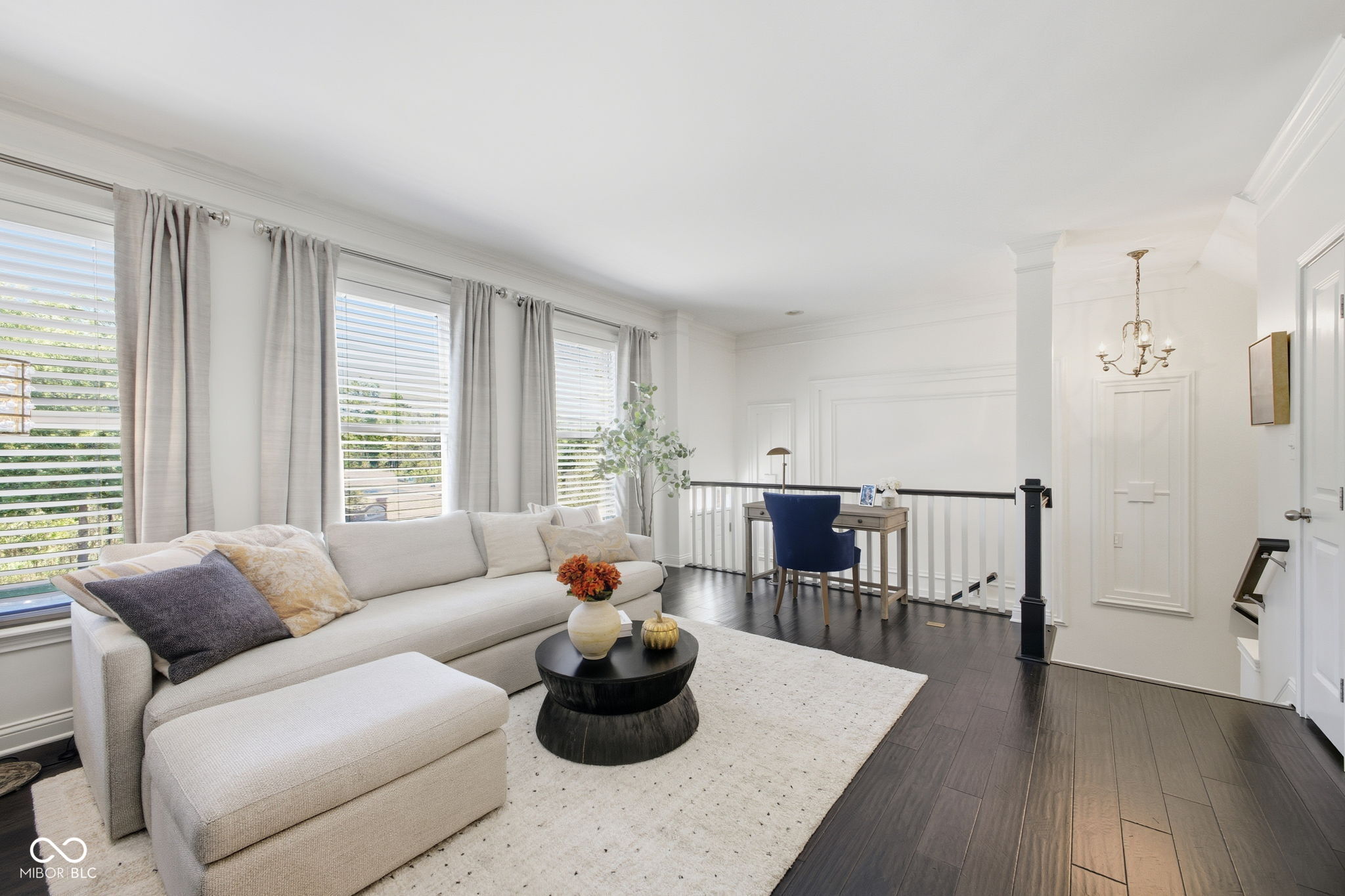 789 Greenford Trail N