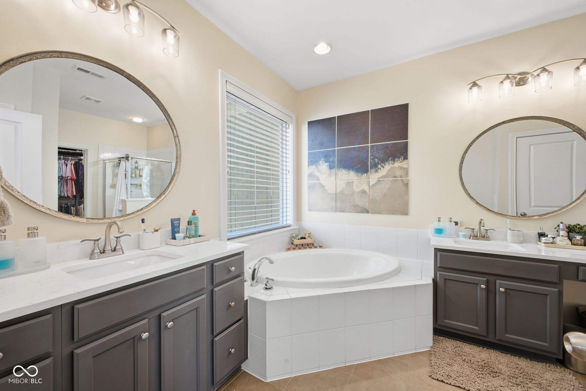 789 Greenford Trail N