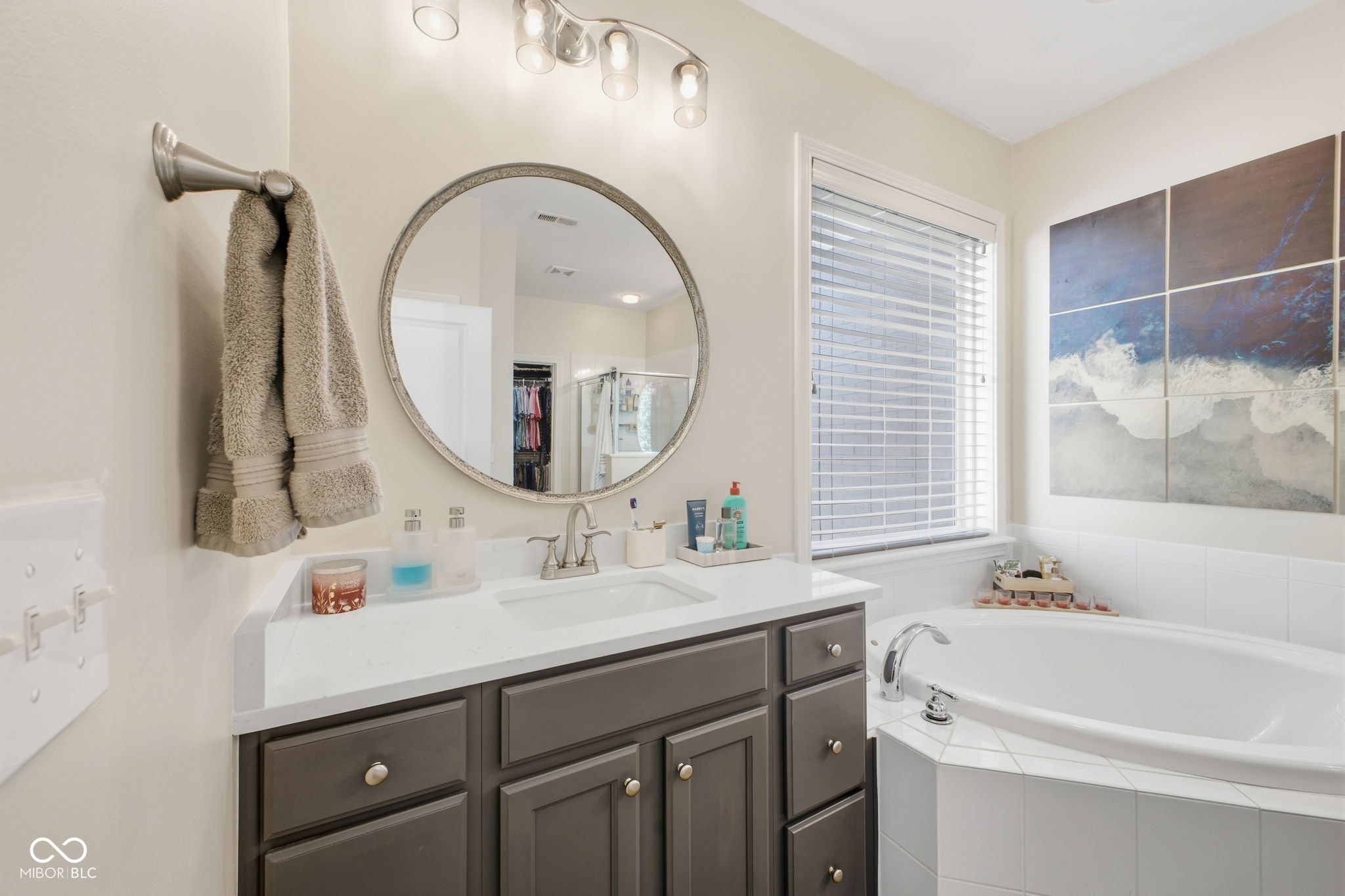 789 Greenford Trail N
