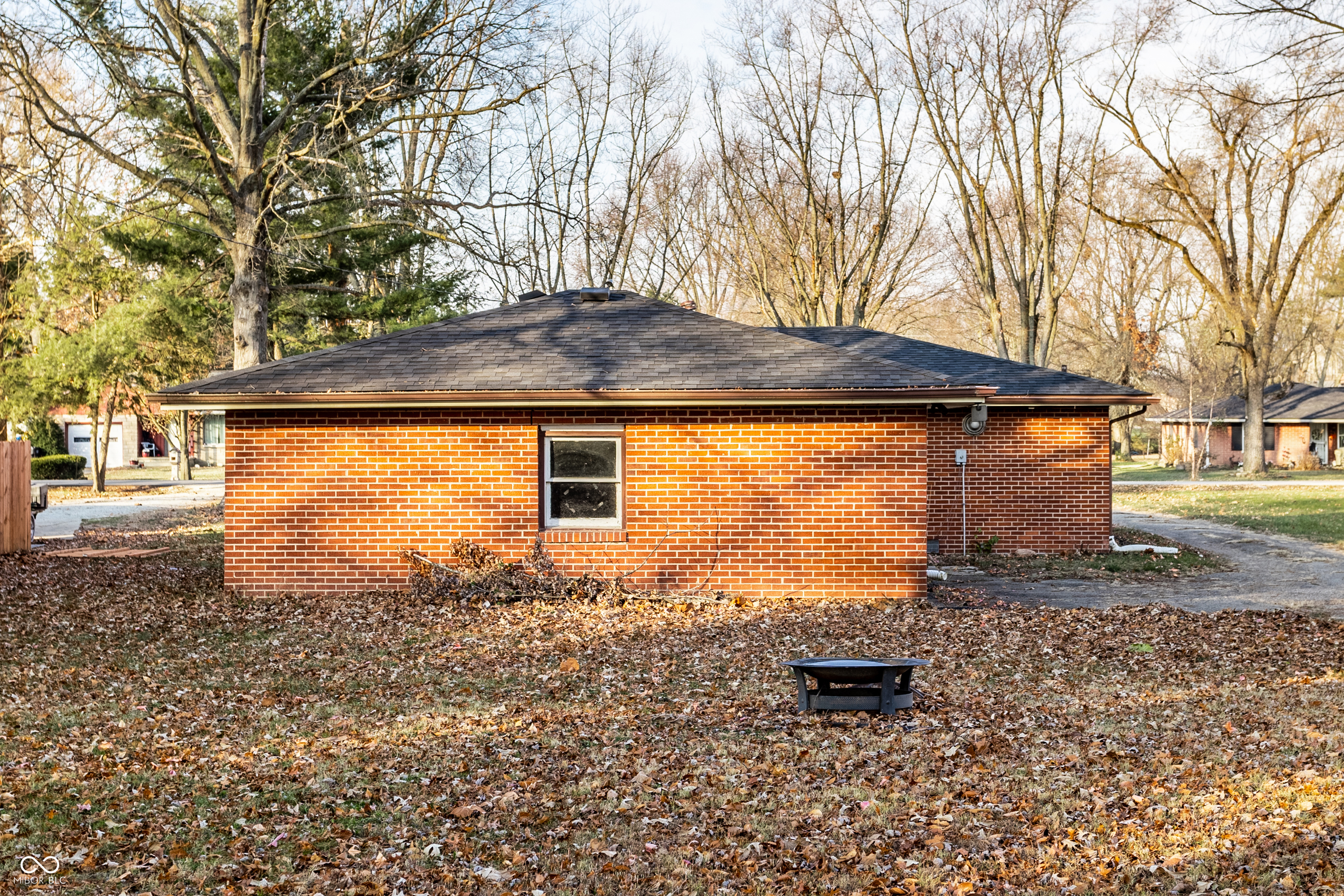 1820 Whittier Avenue