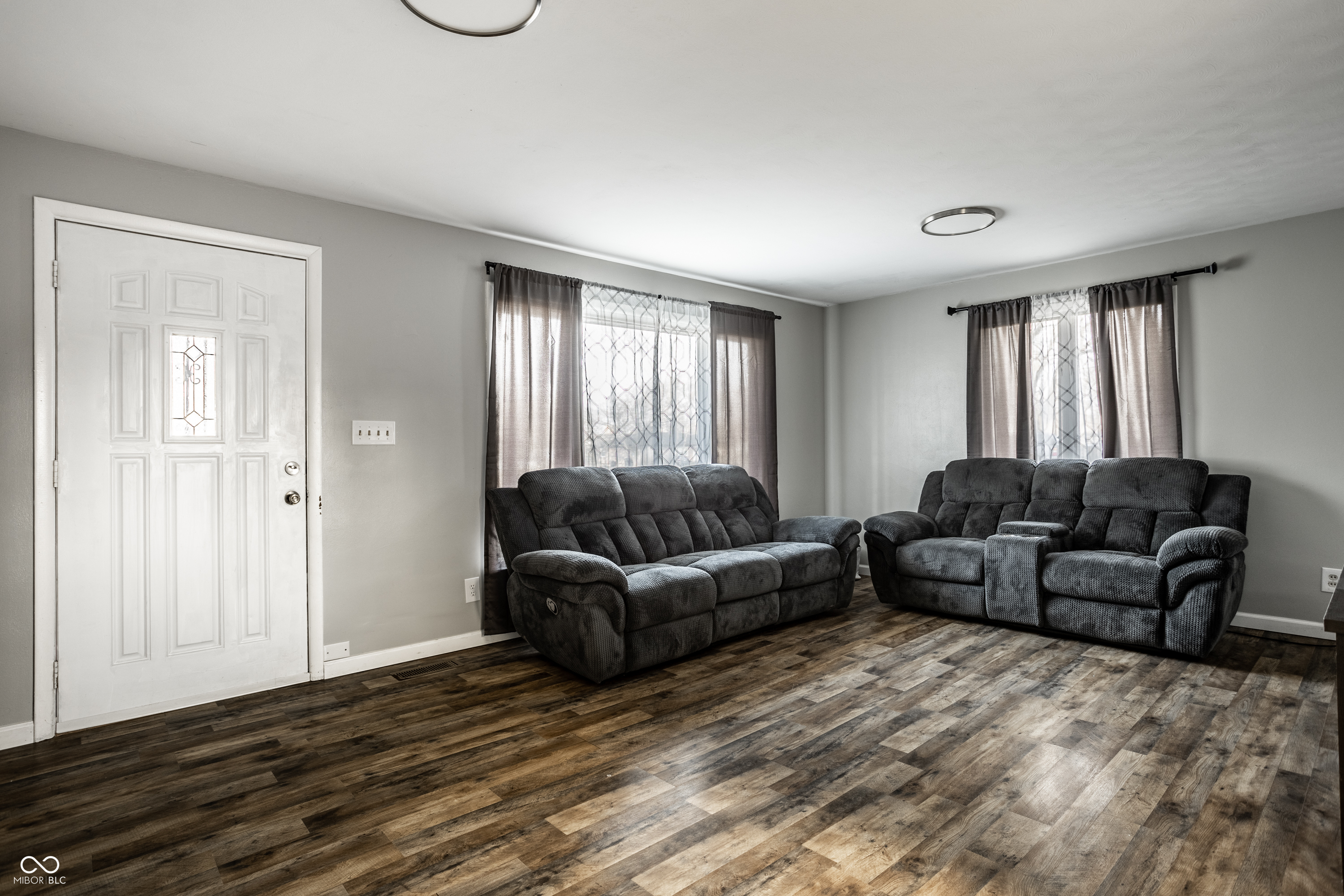 1820 Whittier Avenue