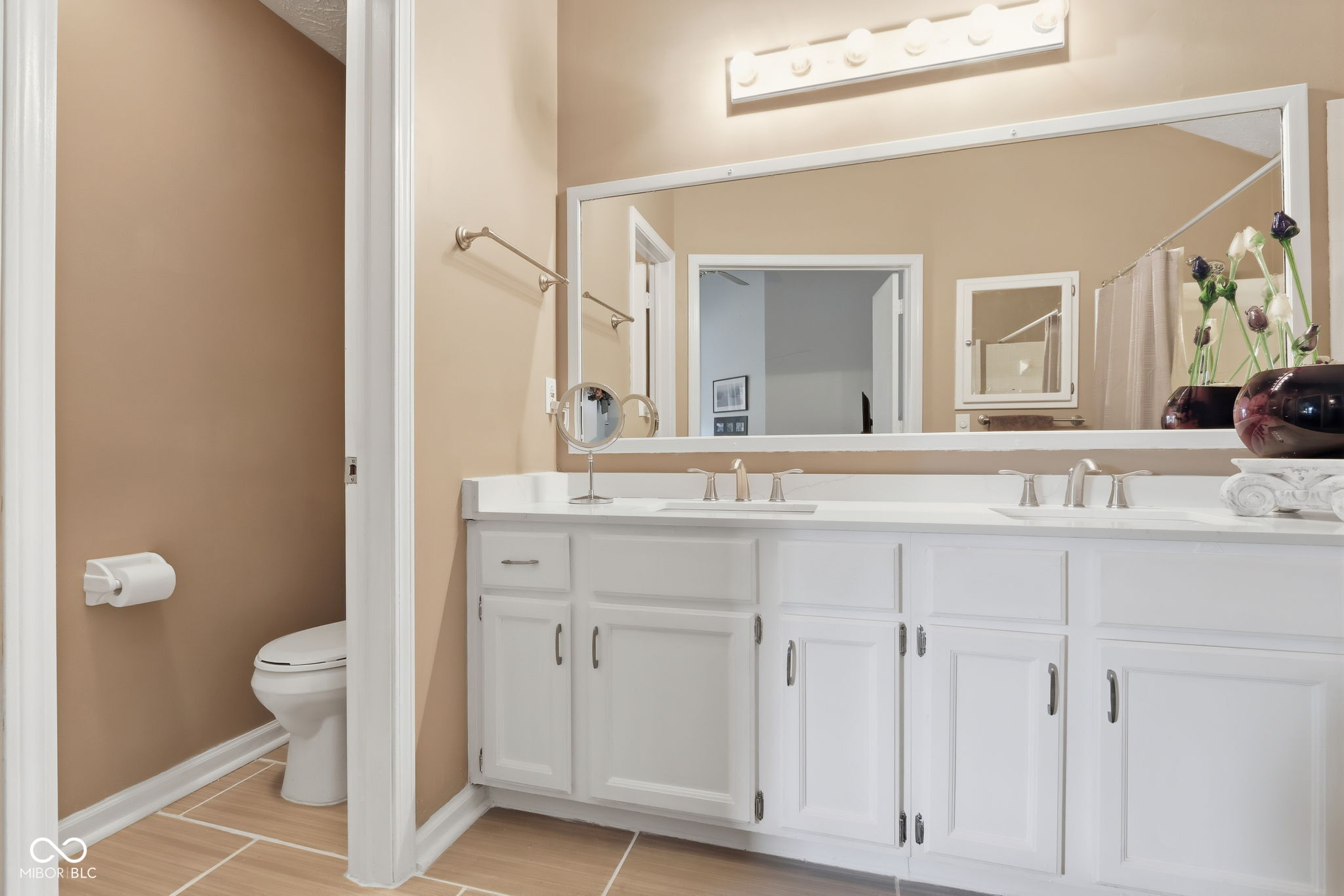 11526 Crescent Court