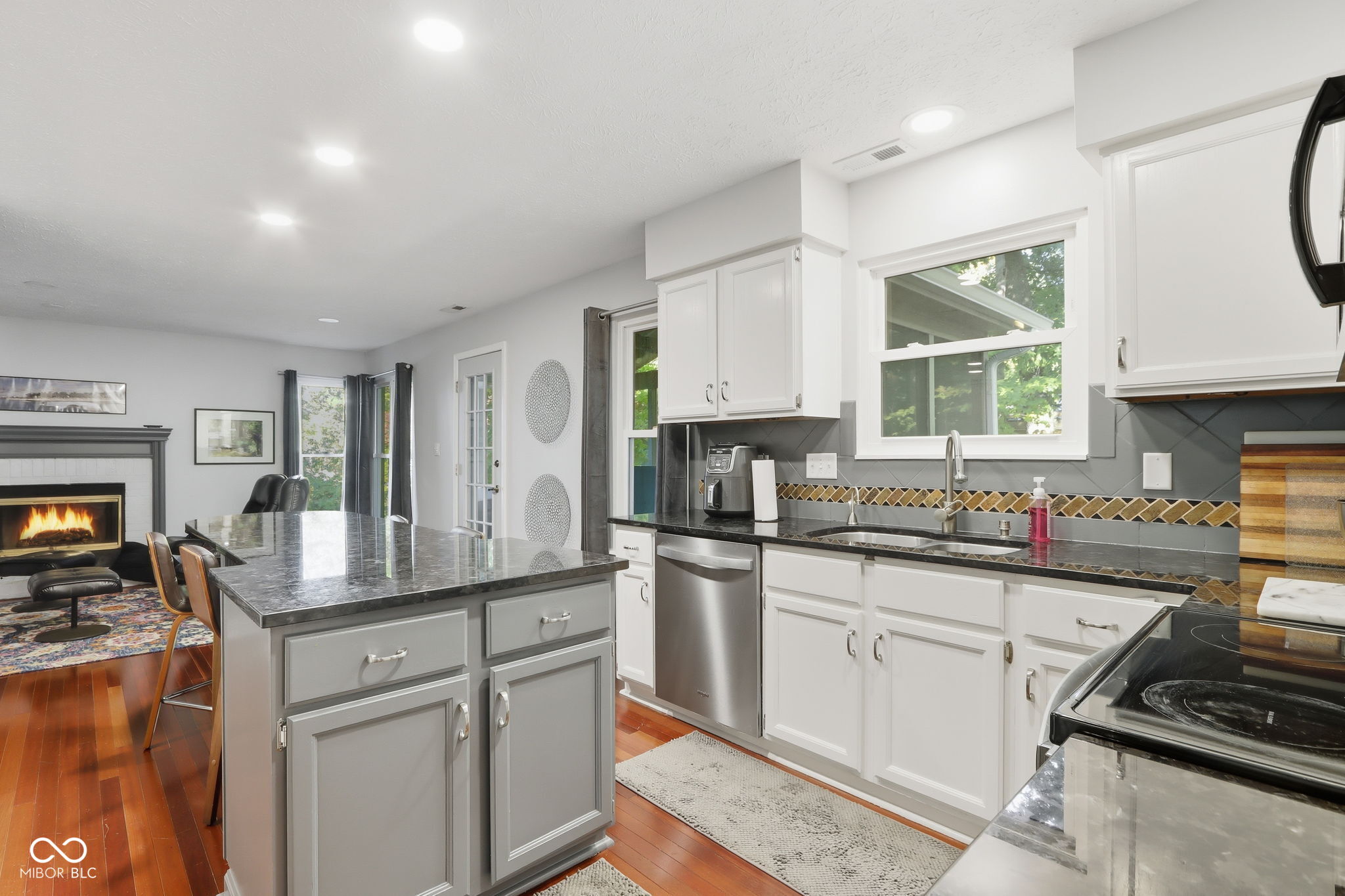 11526 Crescent Court