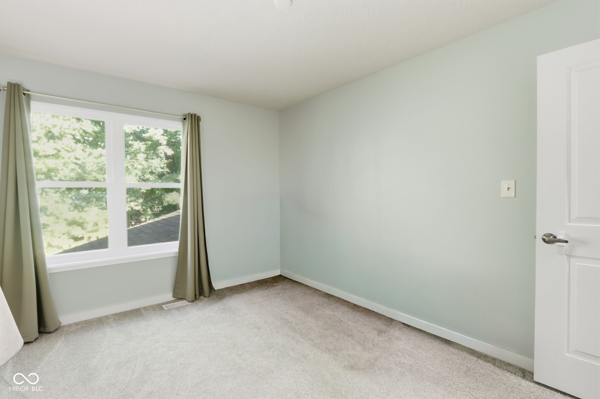 11526 Crescent Court