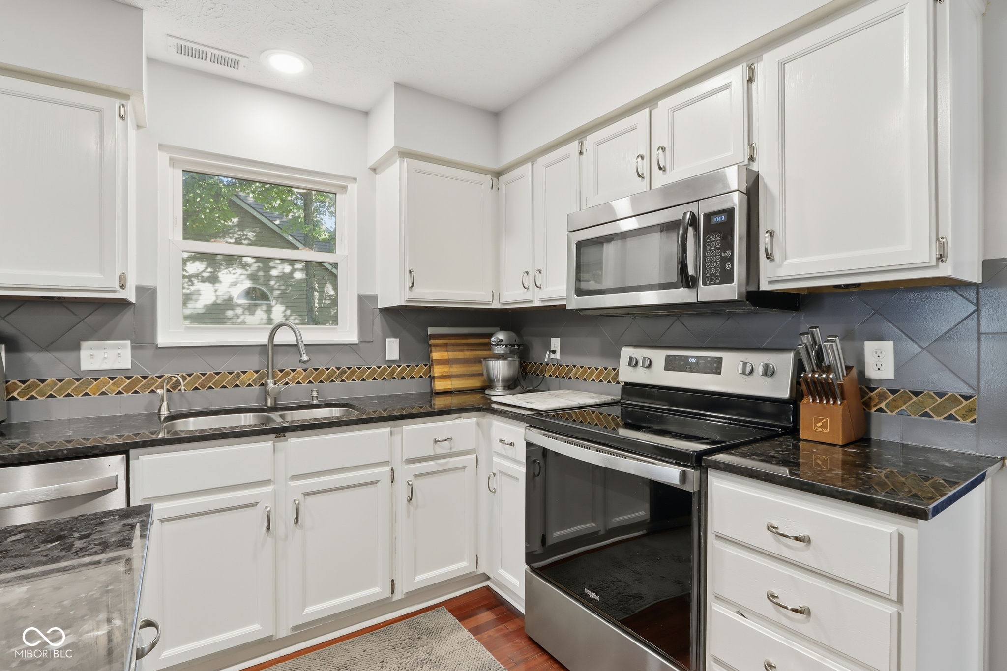 11526 Crescent Court