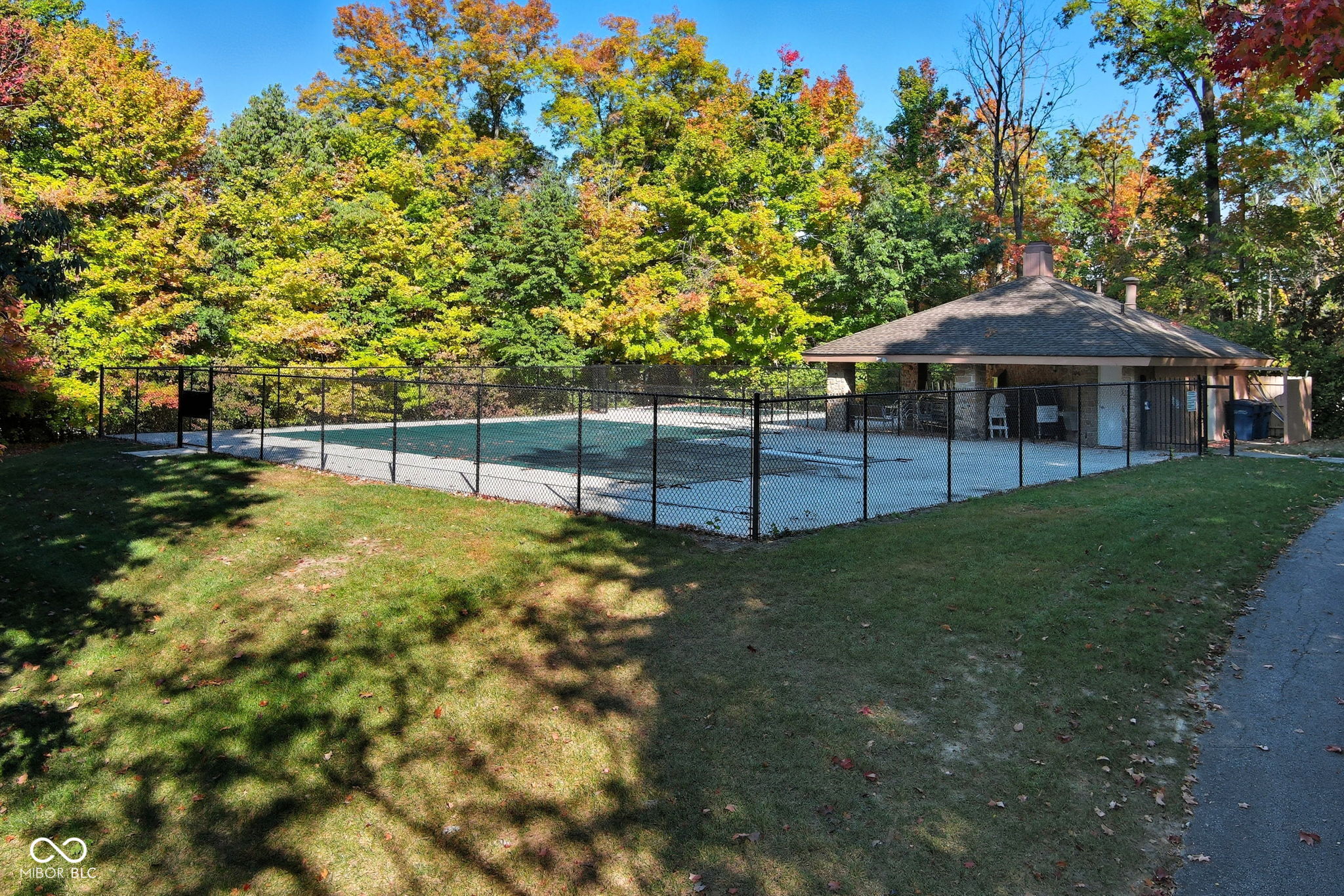 11526 Crescent Court