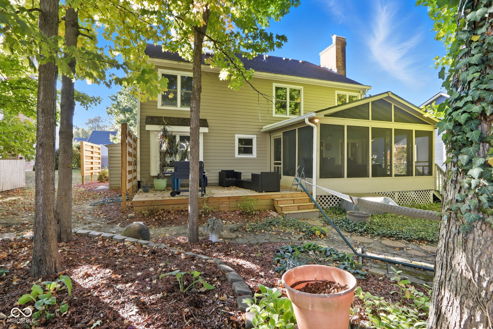 11526 Crescent Court