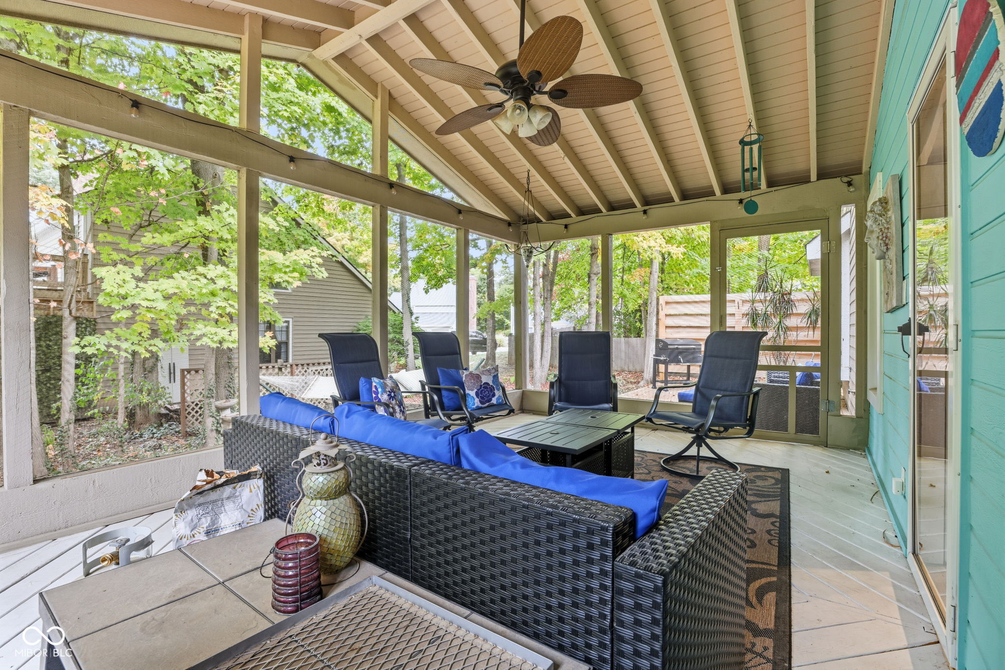 11526 Crescent Court