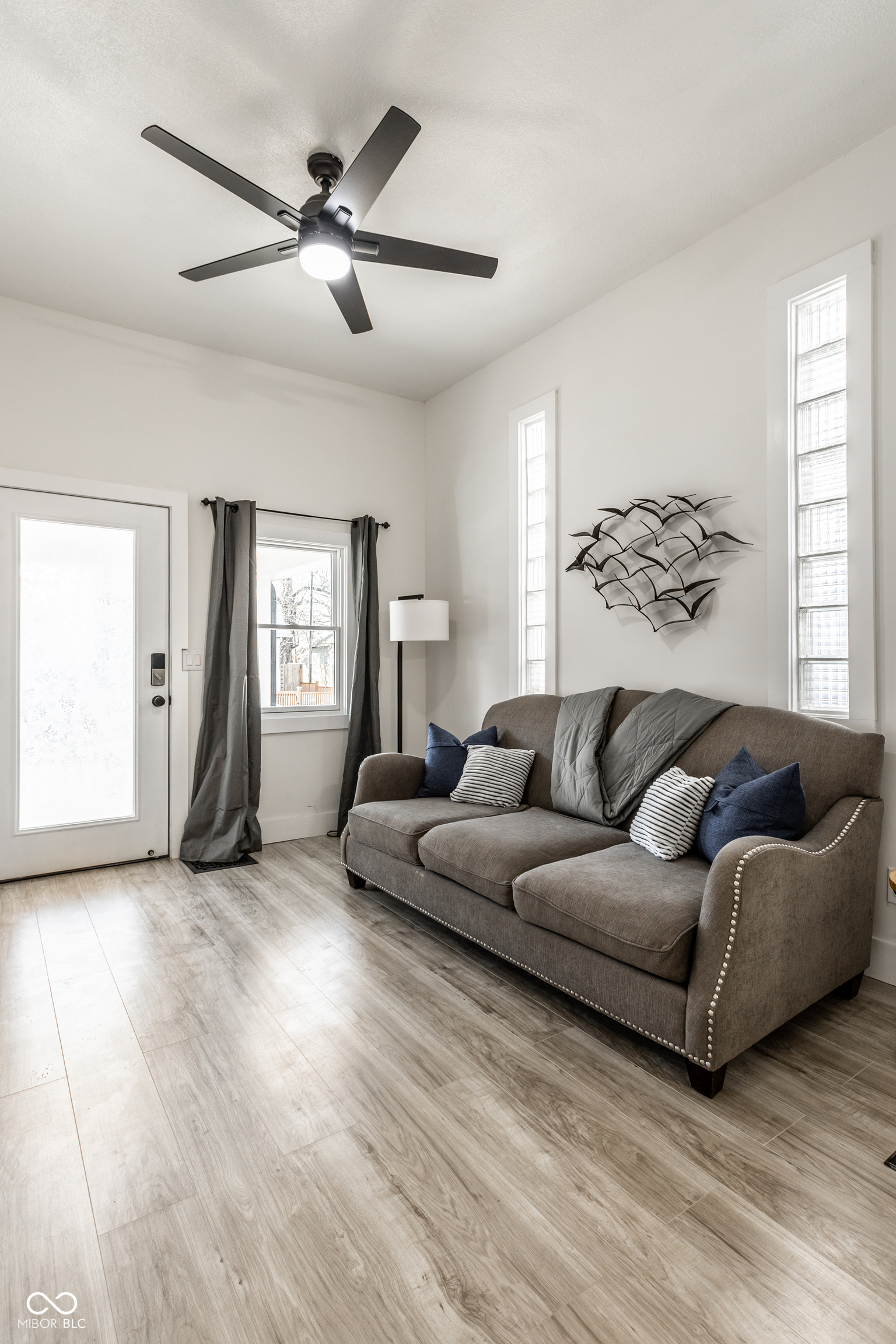 1204-1206 Hoyt Avenue