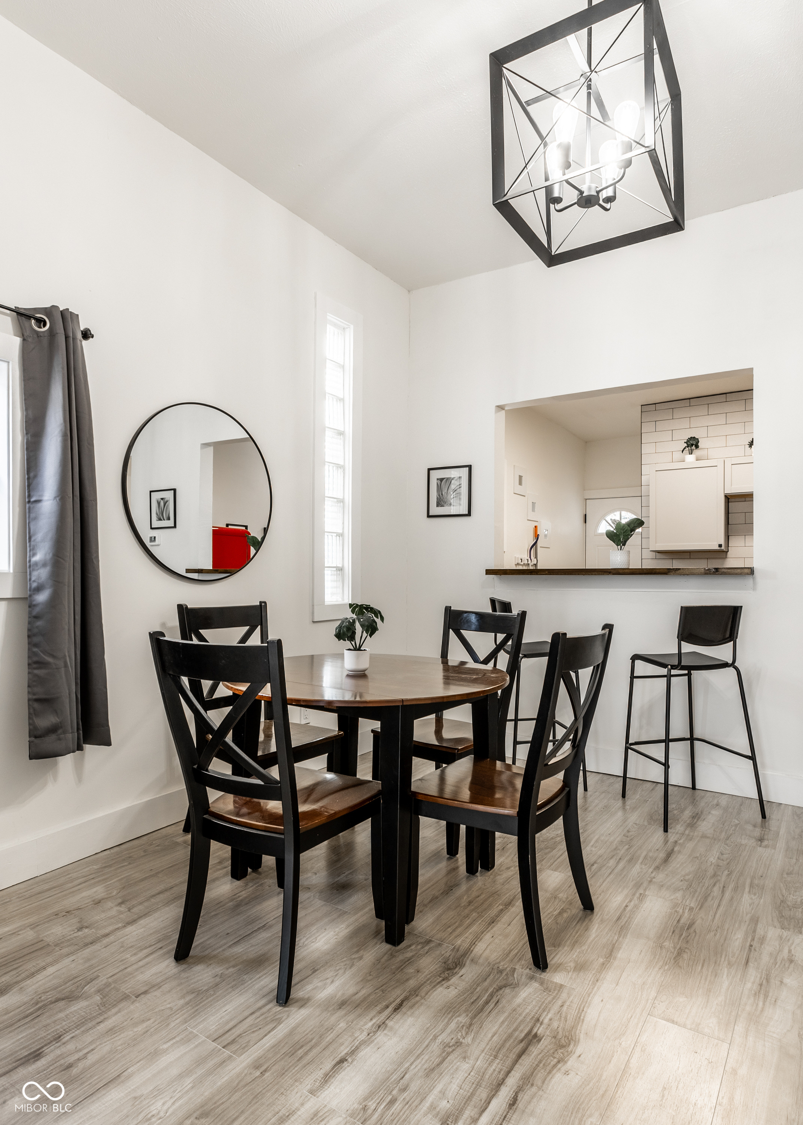 1204-1206 Hoyt Avenue