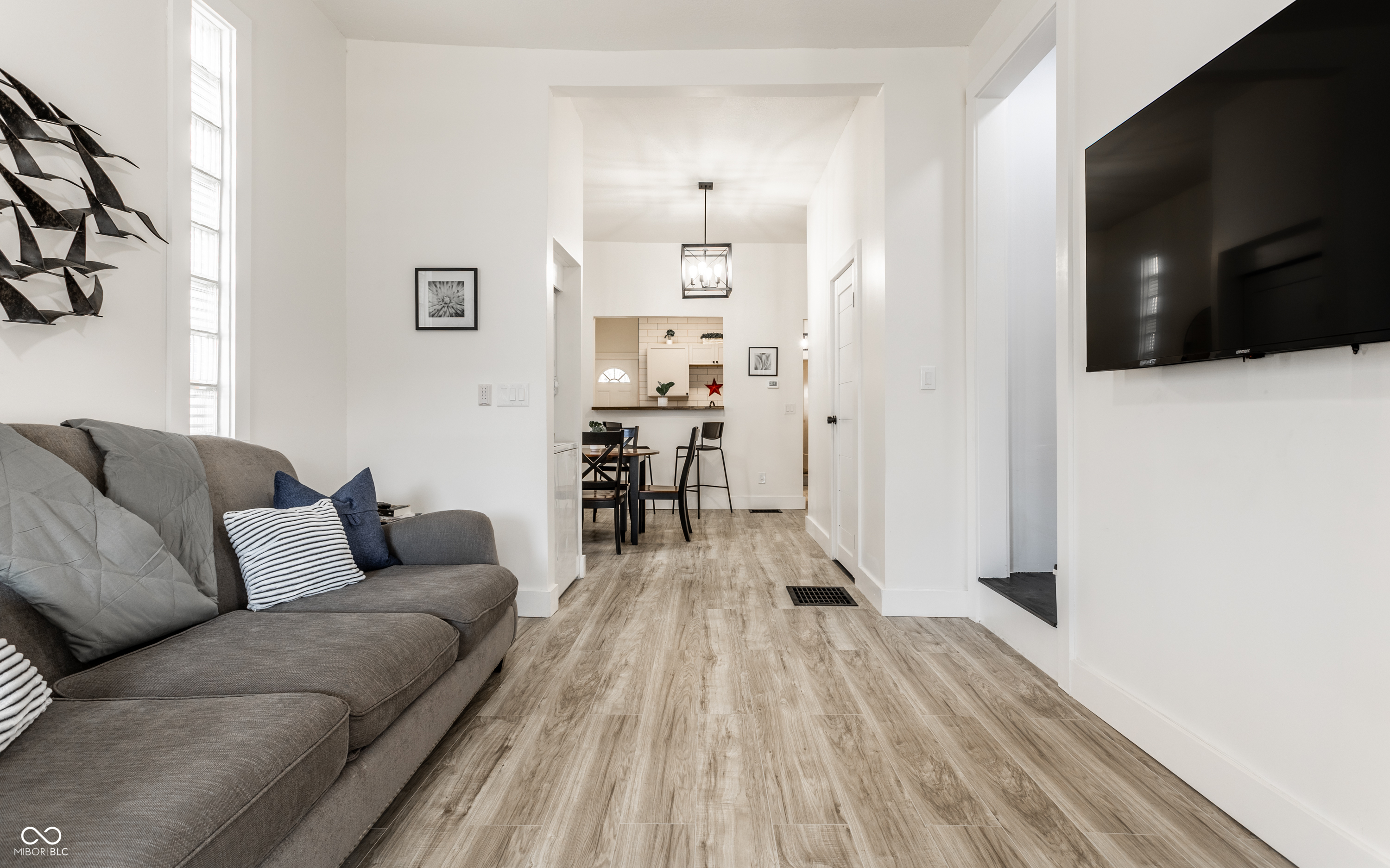 1204-1206 Hoyt Avenue