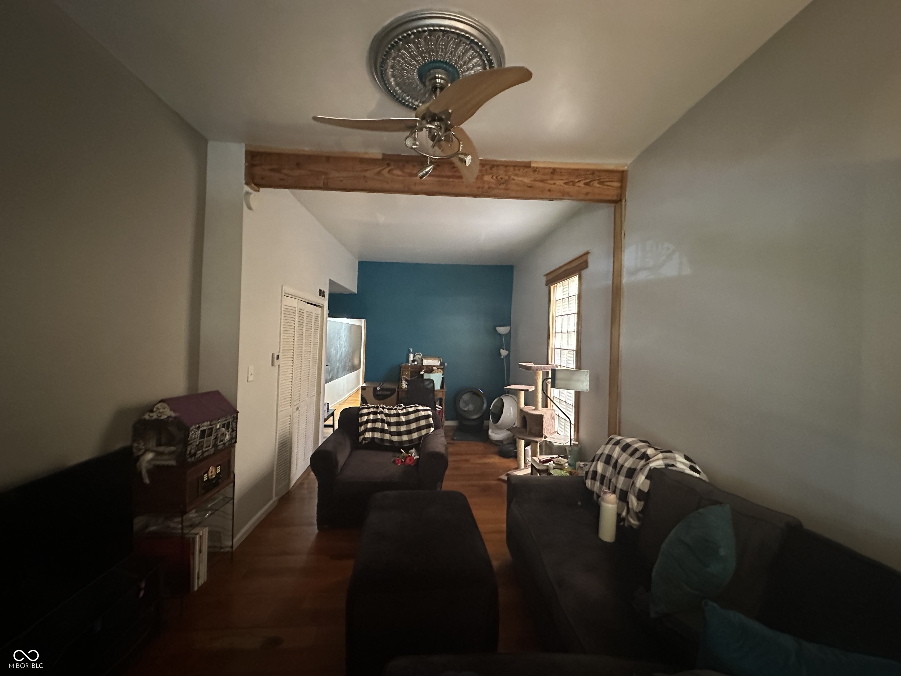 1204-1206 Hoyt Avenue