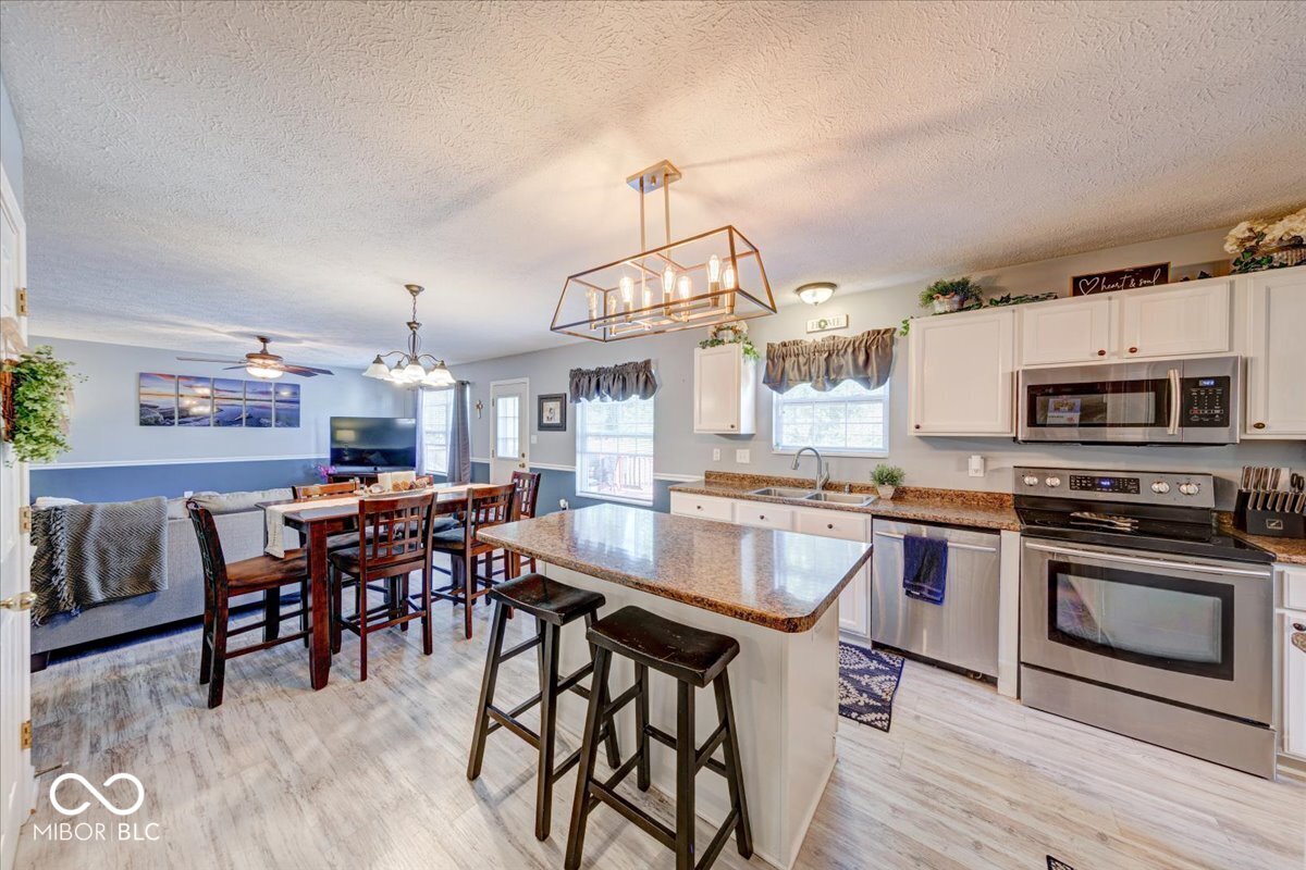 3340 Redbud Court