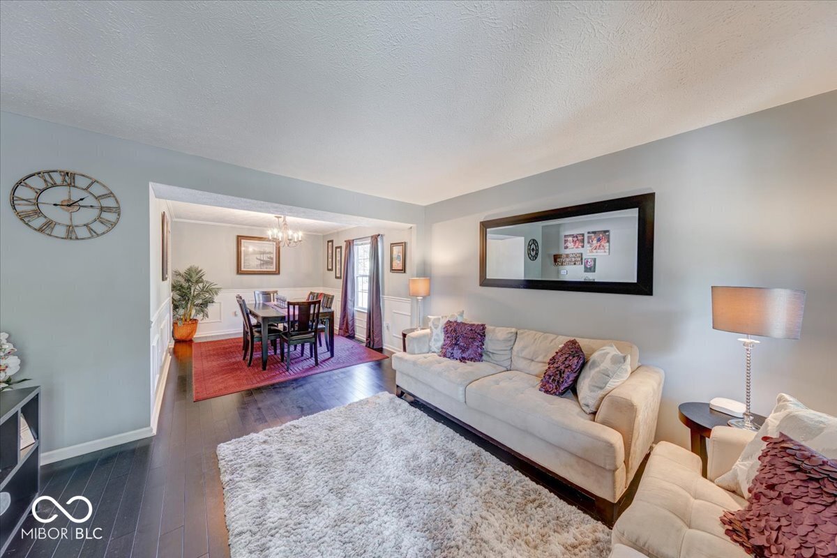 3340 Redbud Court