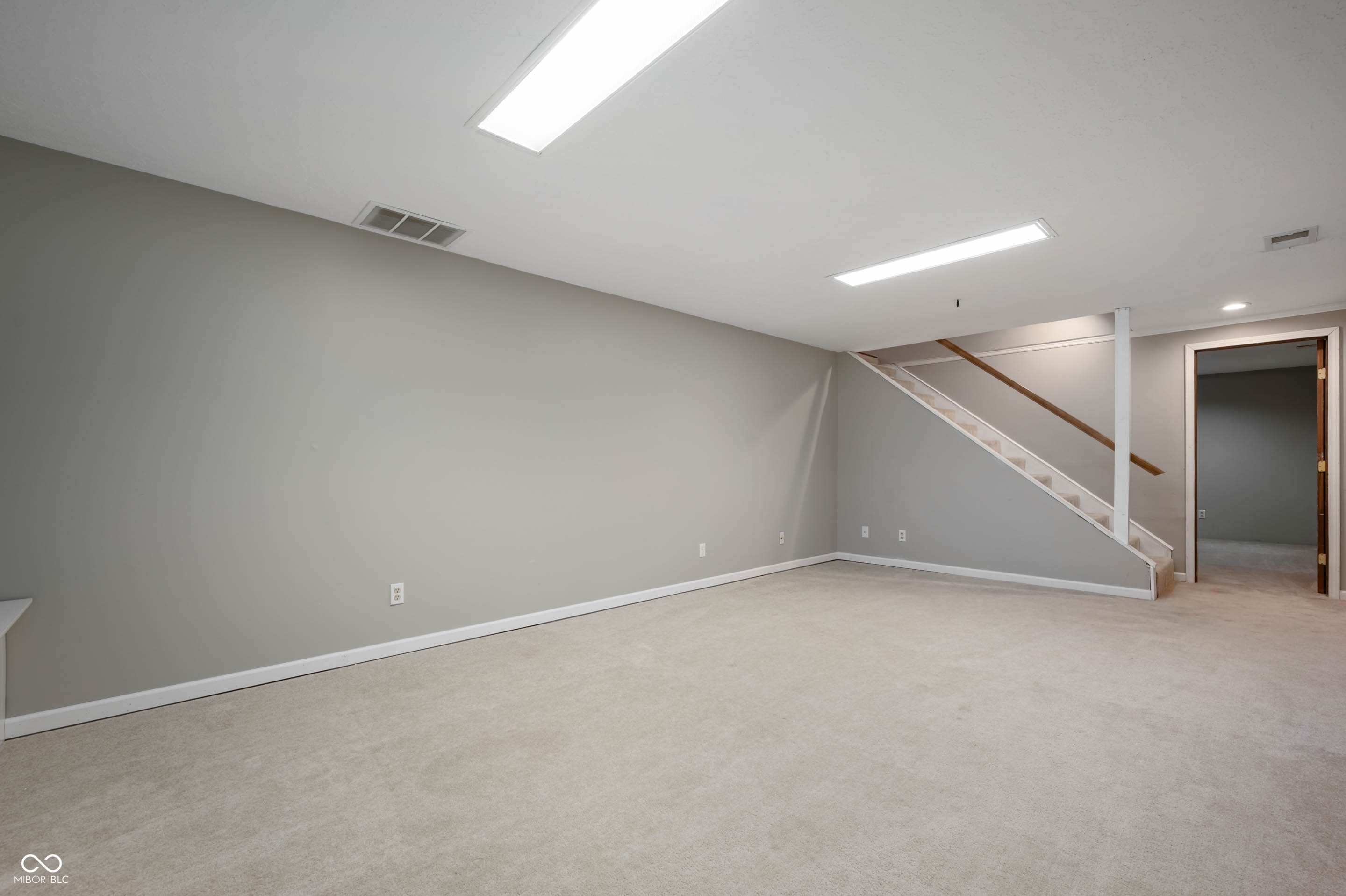 1346 Smokey Row Lane