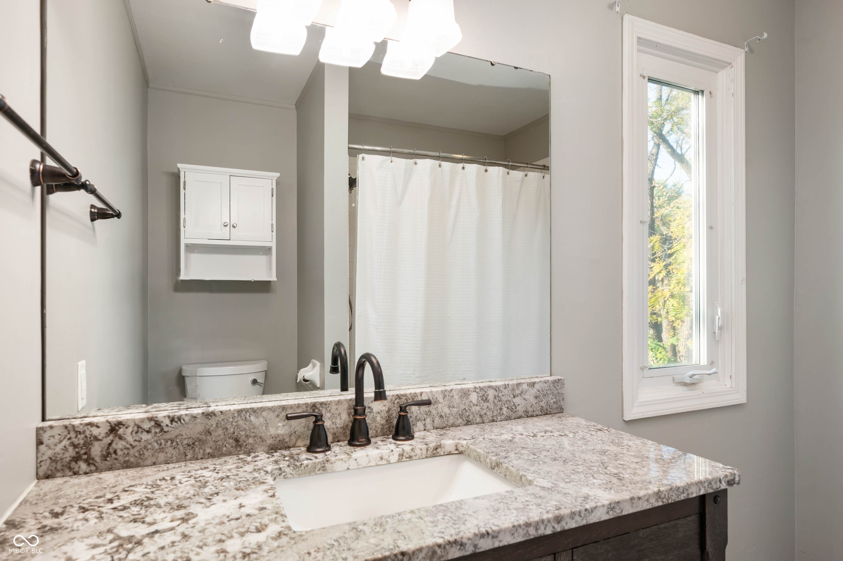 1346 Smokey Row Lane