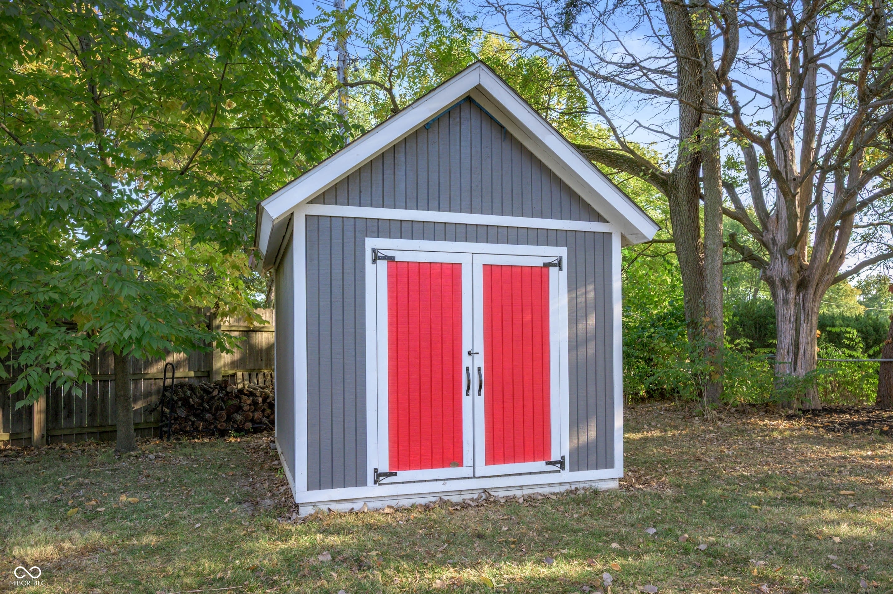 1346 Smokey Row Lane