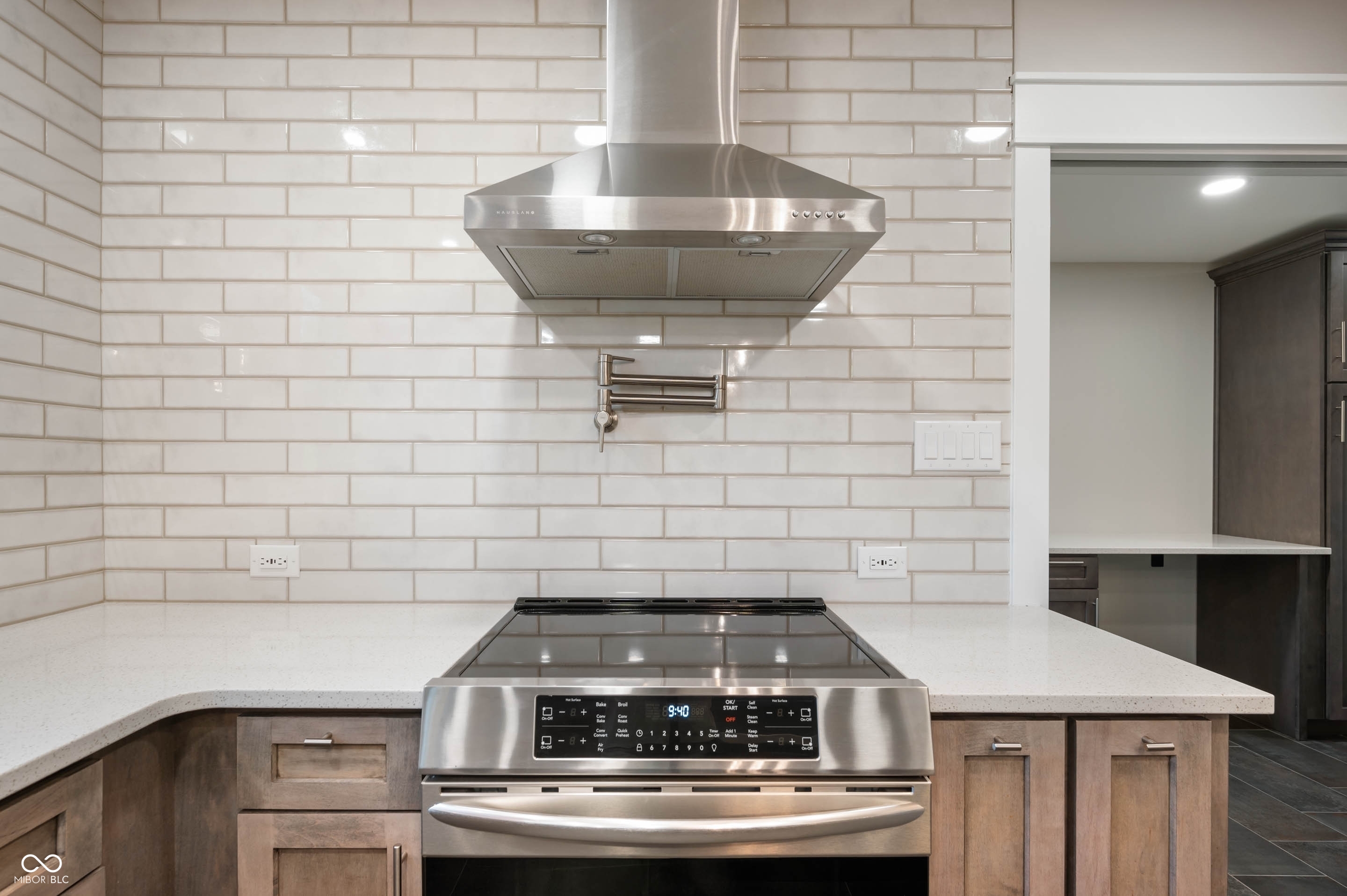 1346 Smokey Row Lane