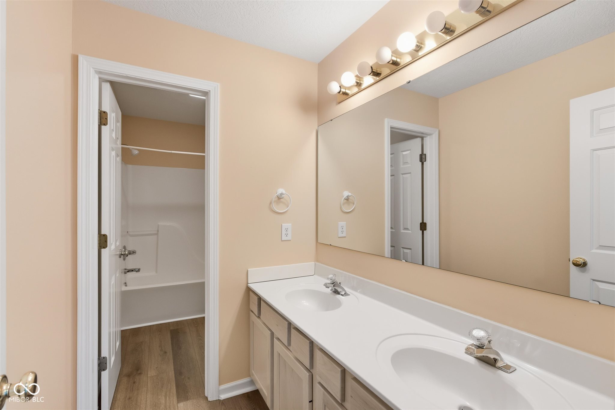 7213 Elm Ridge Drive