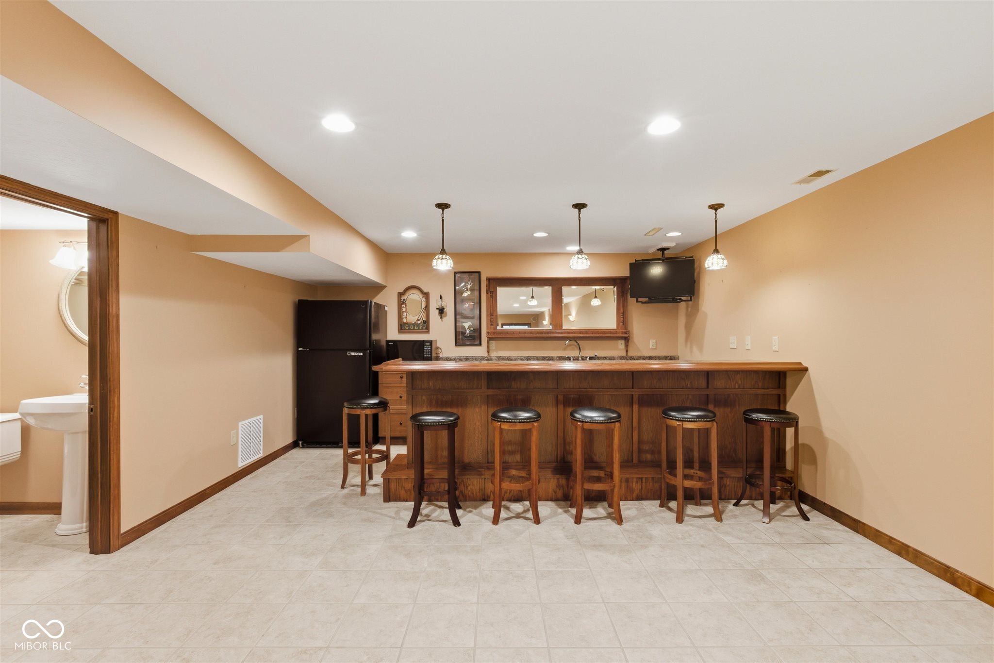 7213 Elm Ridge Drive