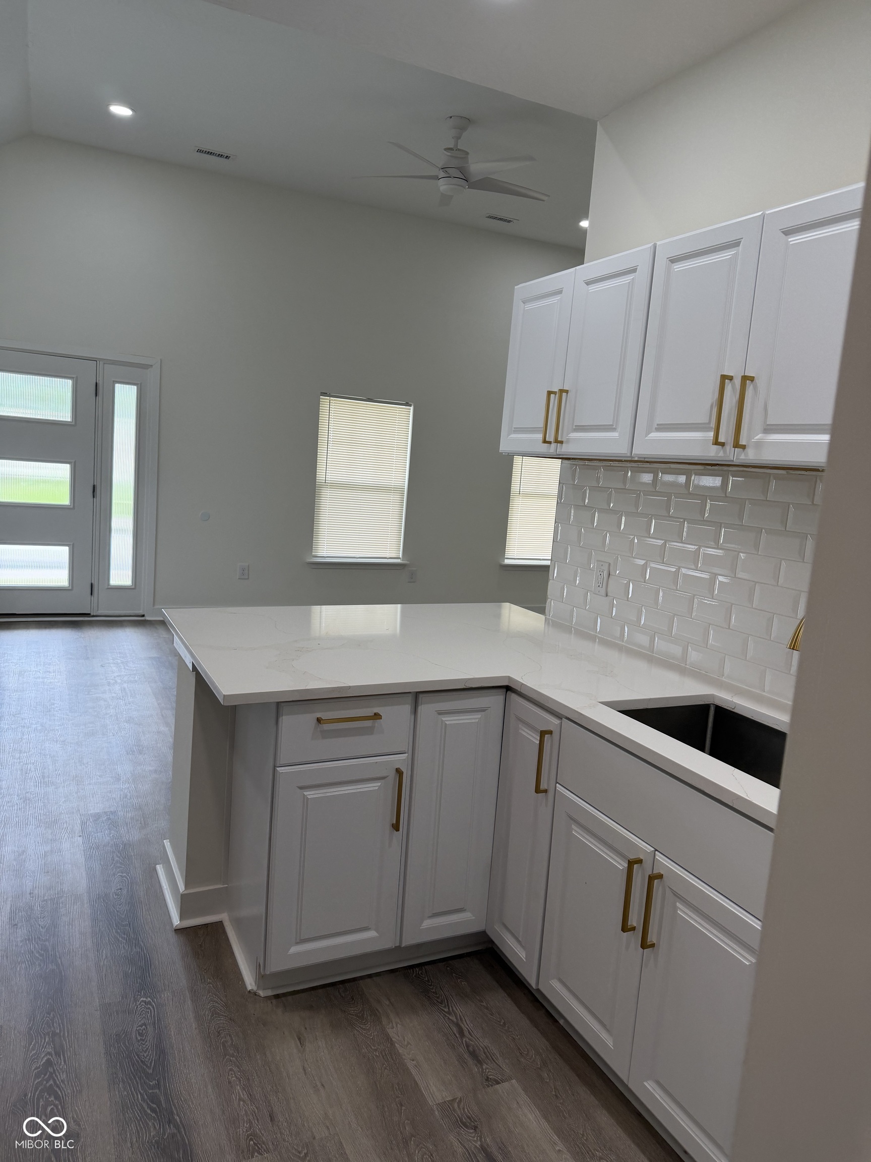 977 W 26th Street