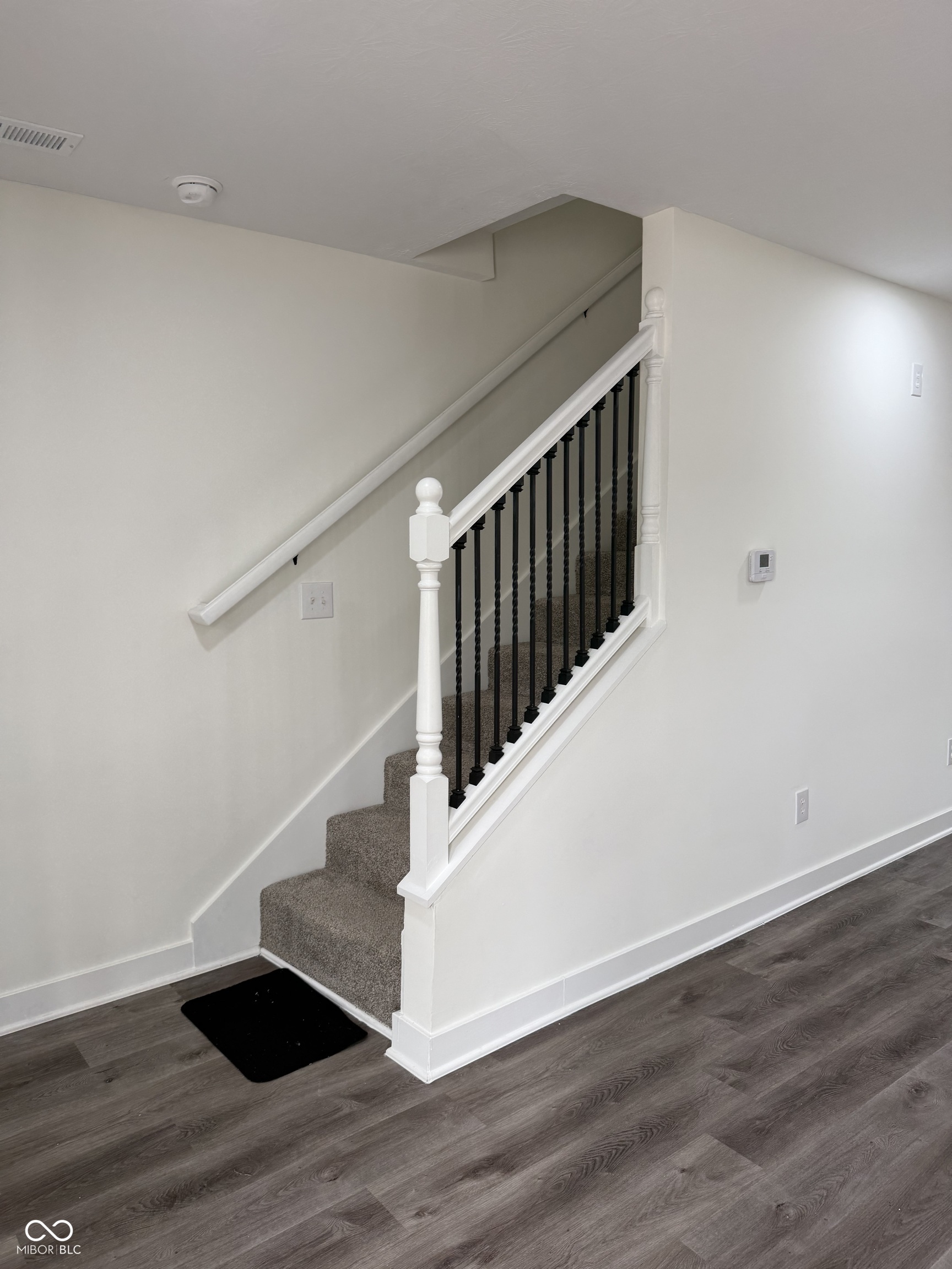 977 W 26th Street