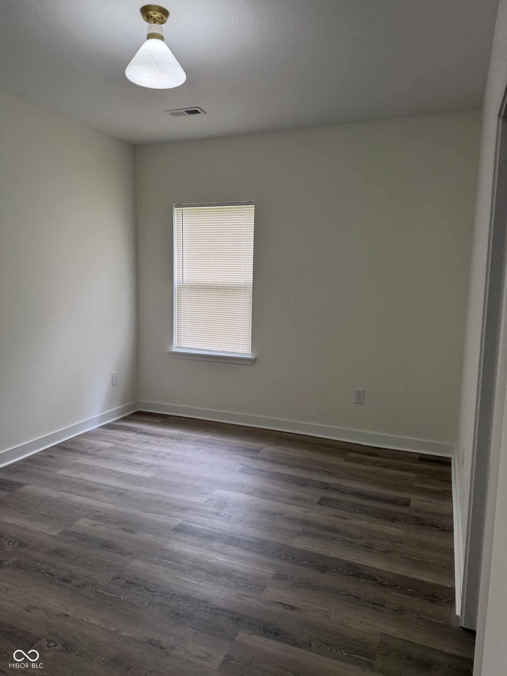 977 W 26th Street