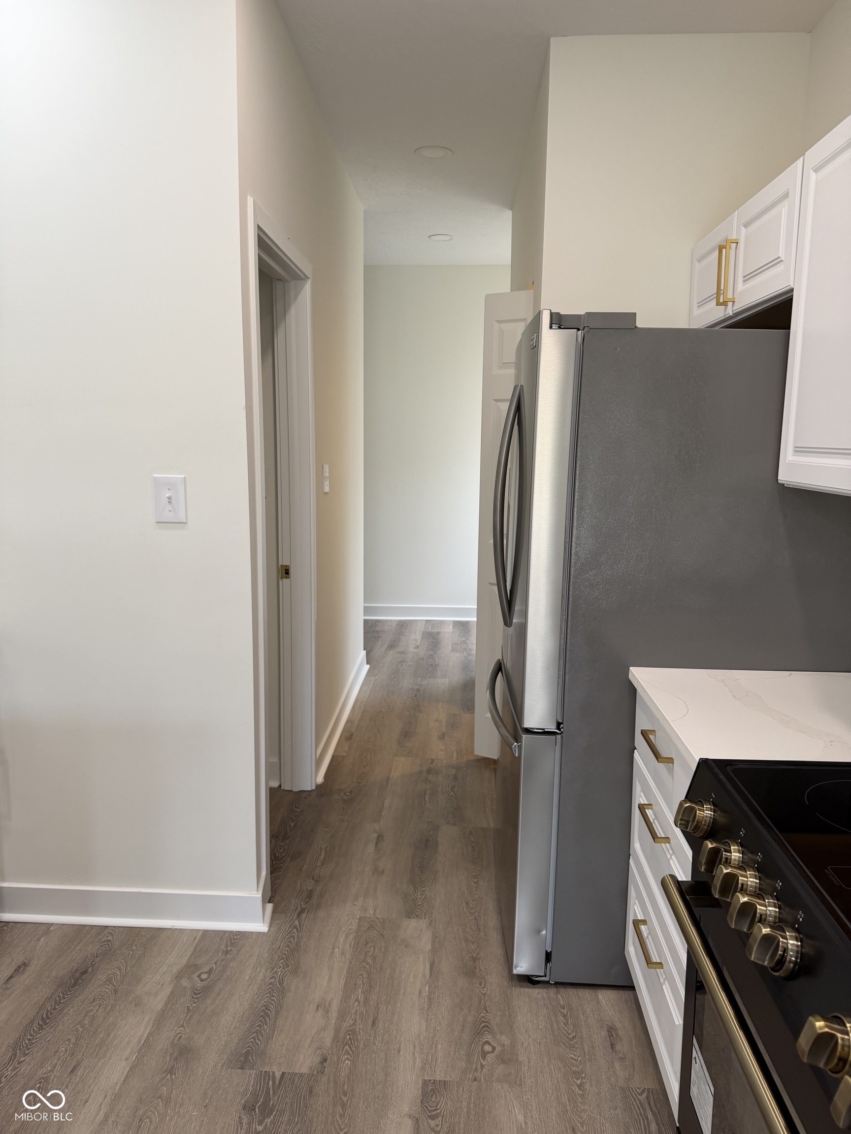 977 W 26th Street