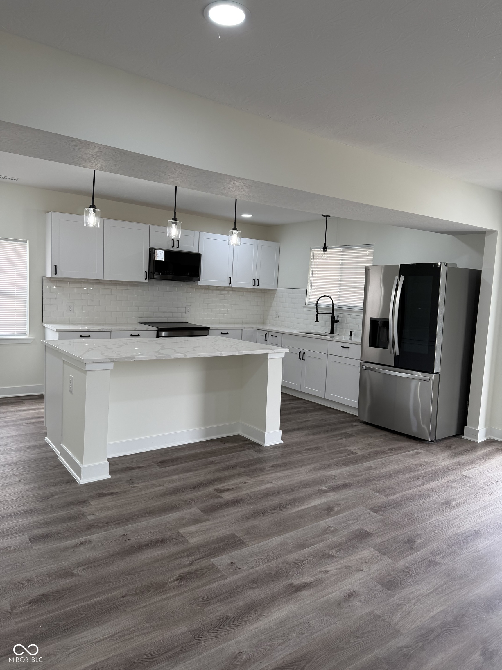 977 W 26th Street
