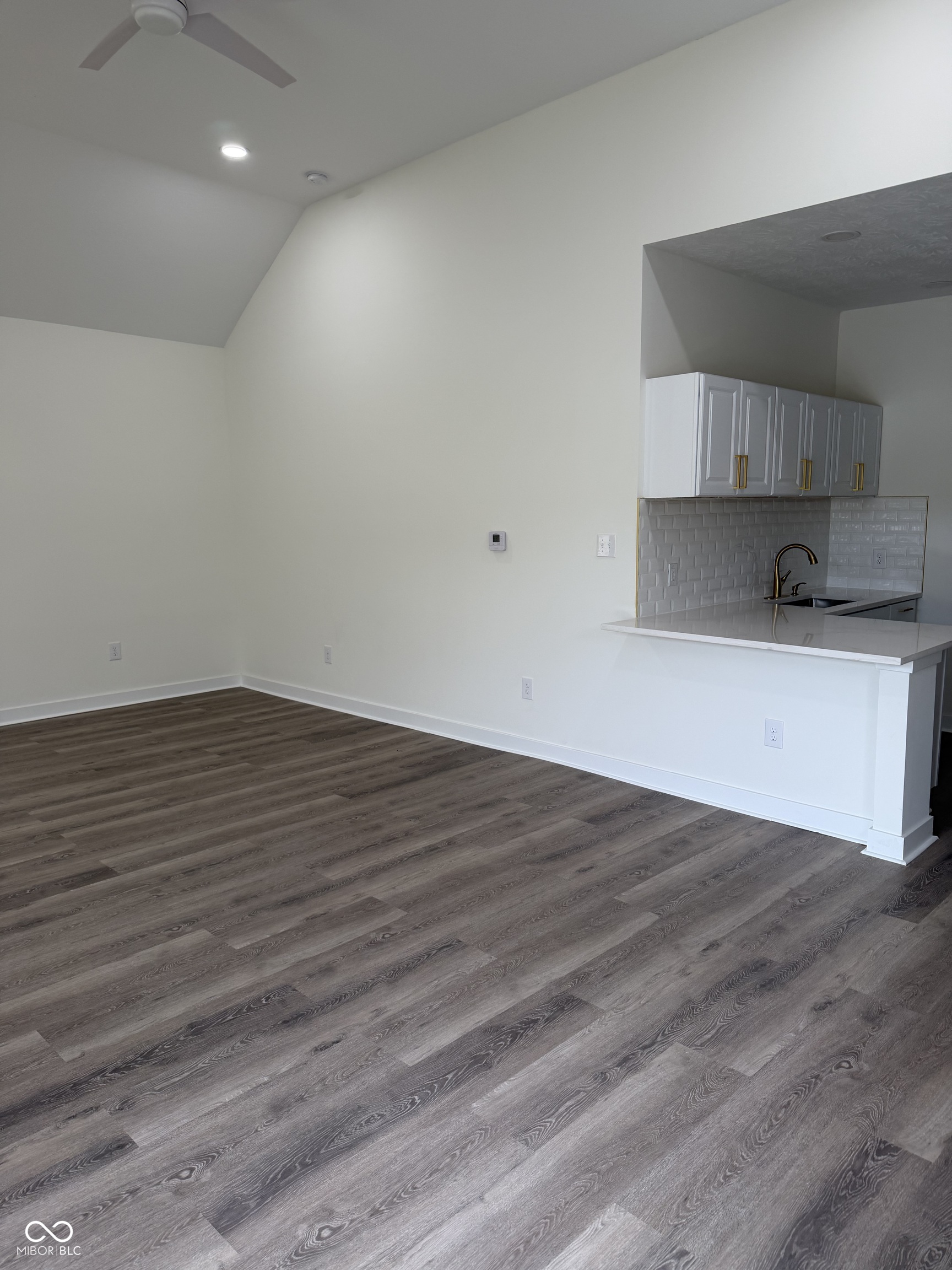 977 W 26th Street
