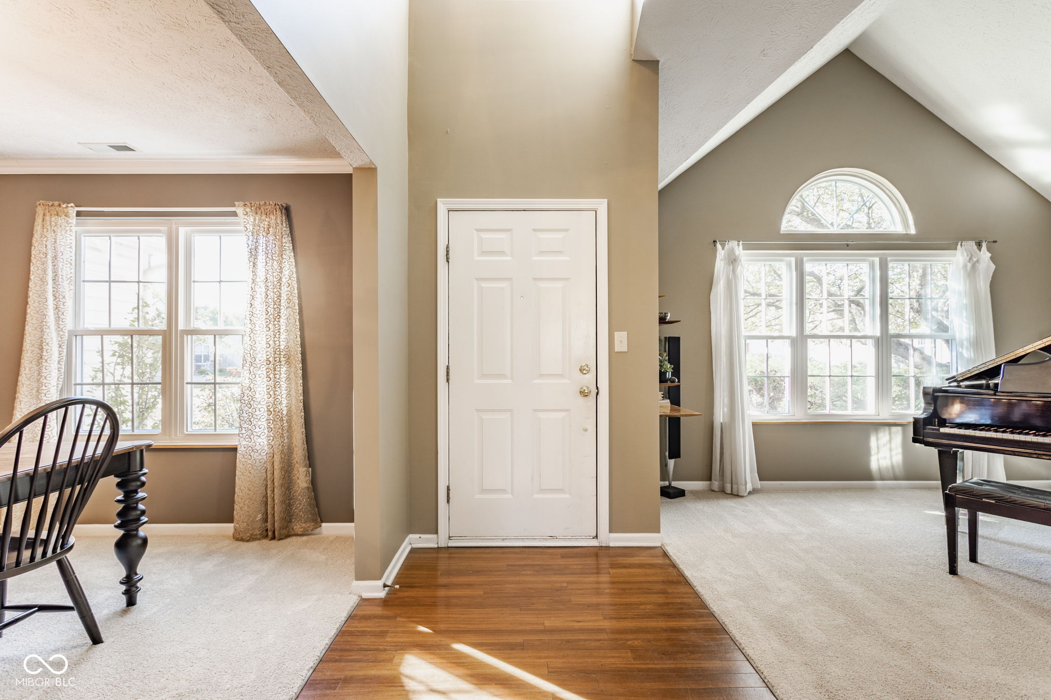 3103 Grandview Way