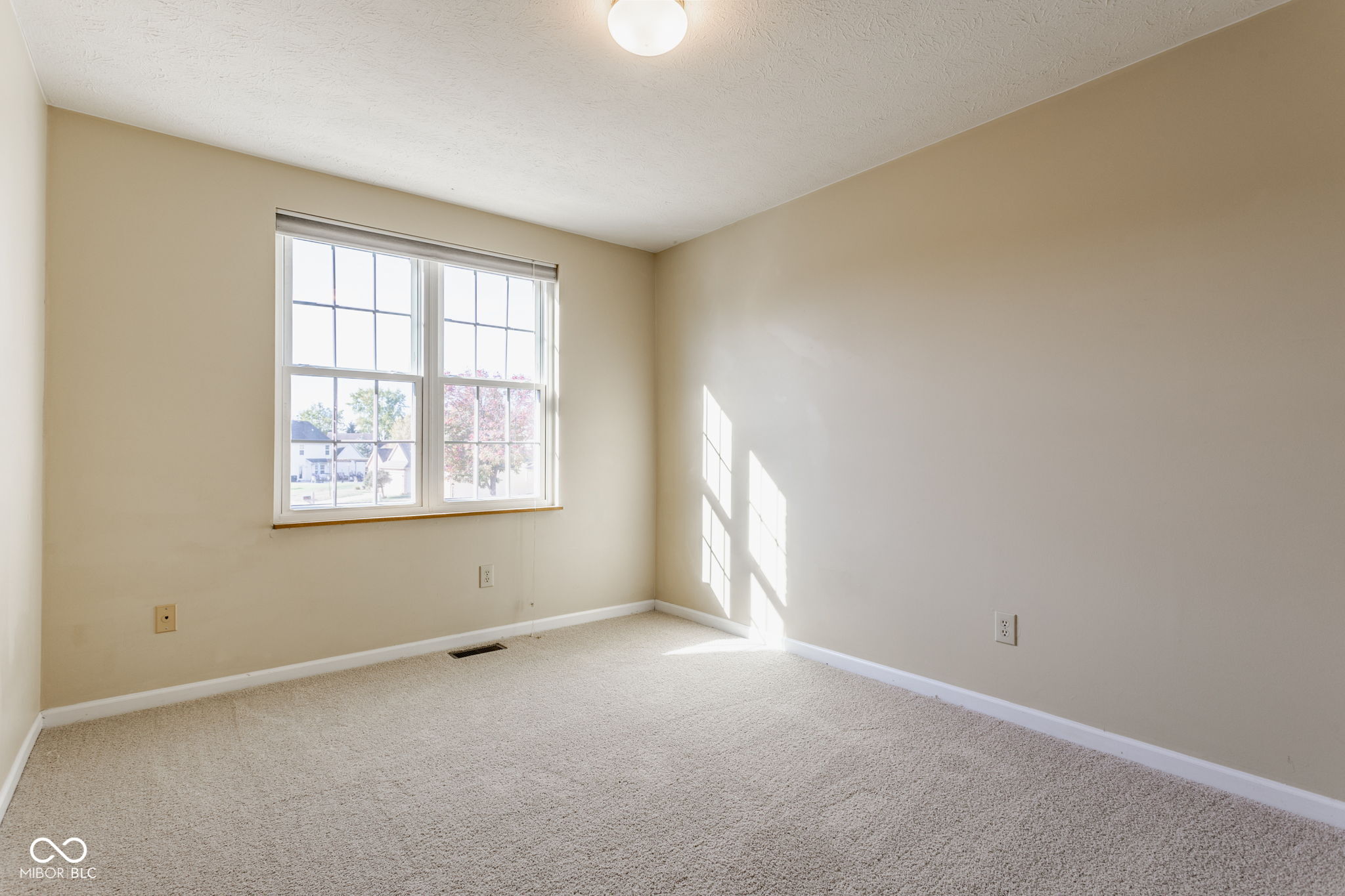 3103 Grandview Way