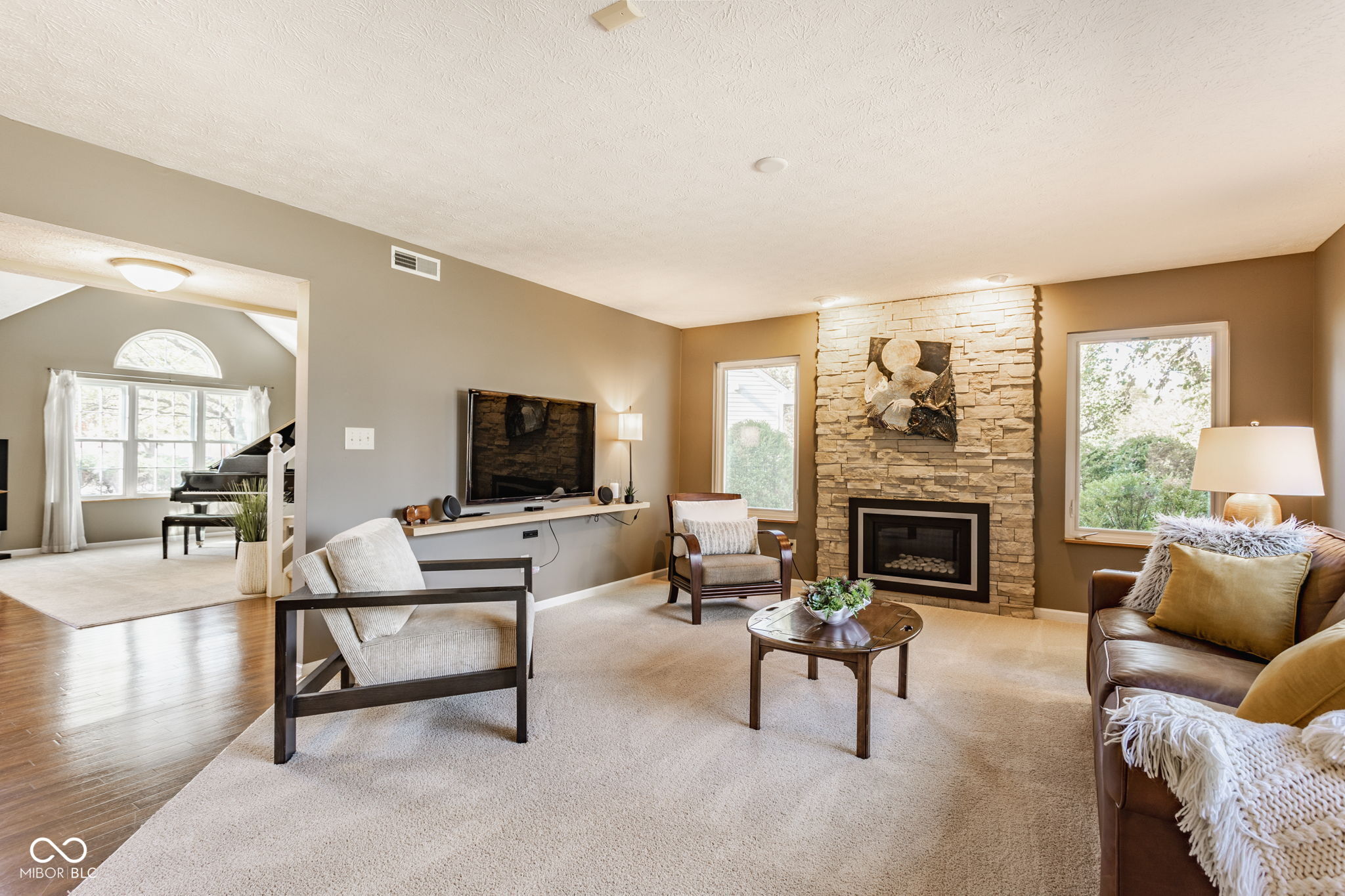 3103 Grandview Way