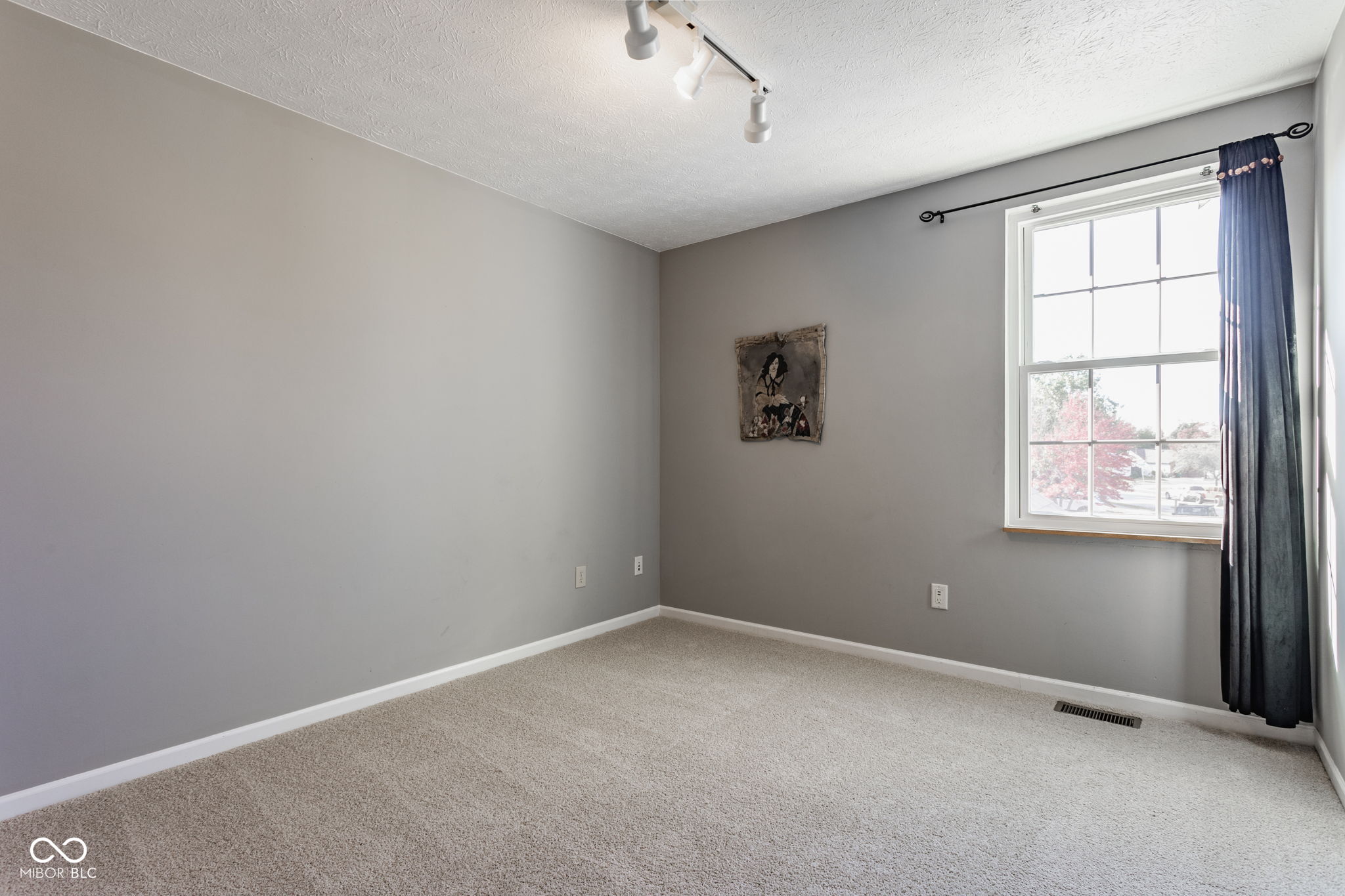 3103 Grandview Way