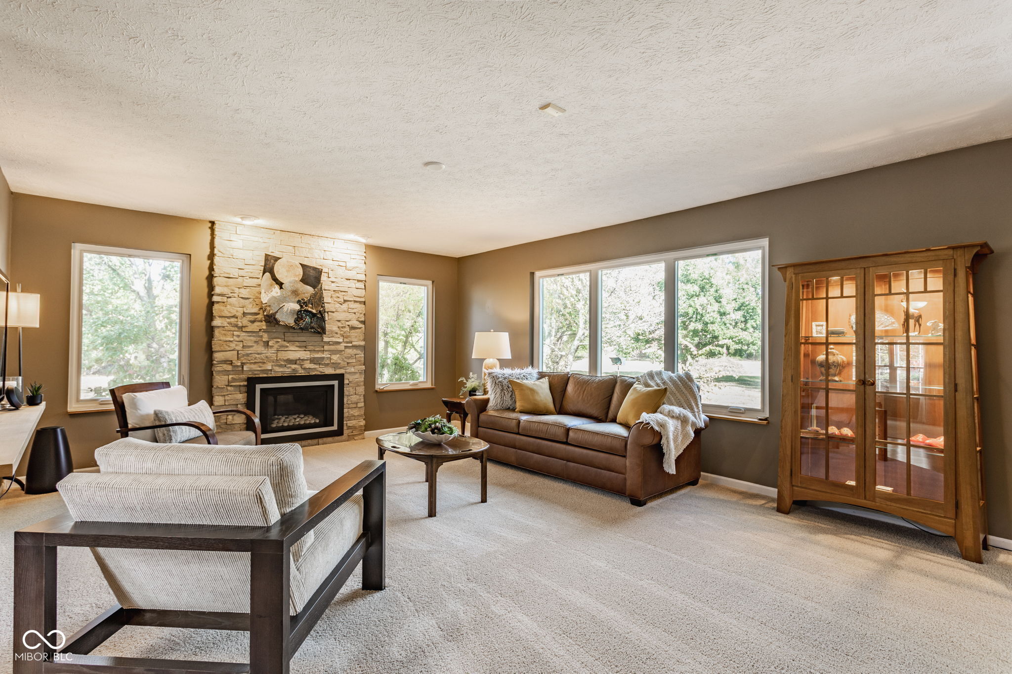 3103 Grandview Way