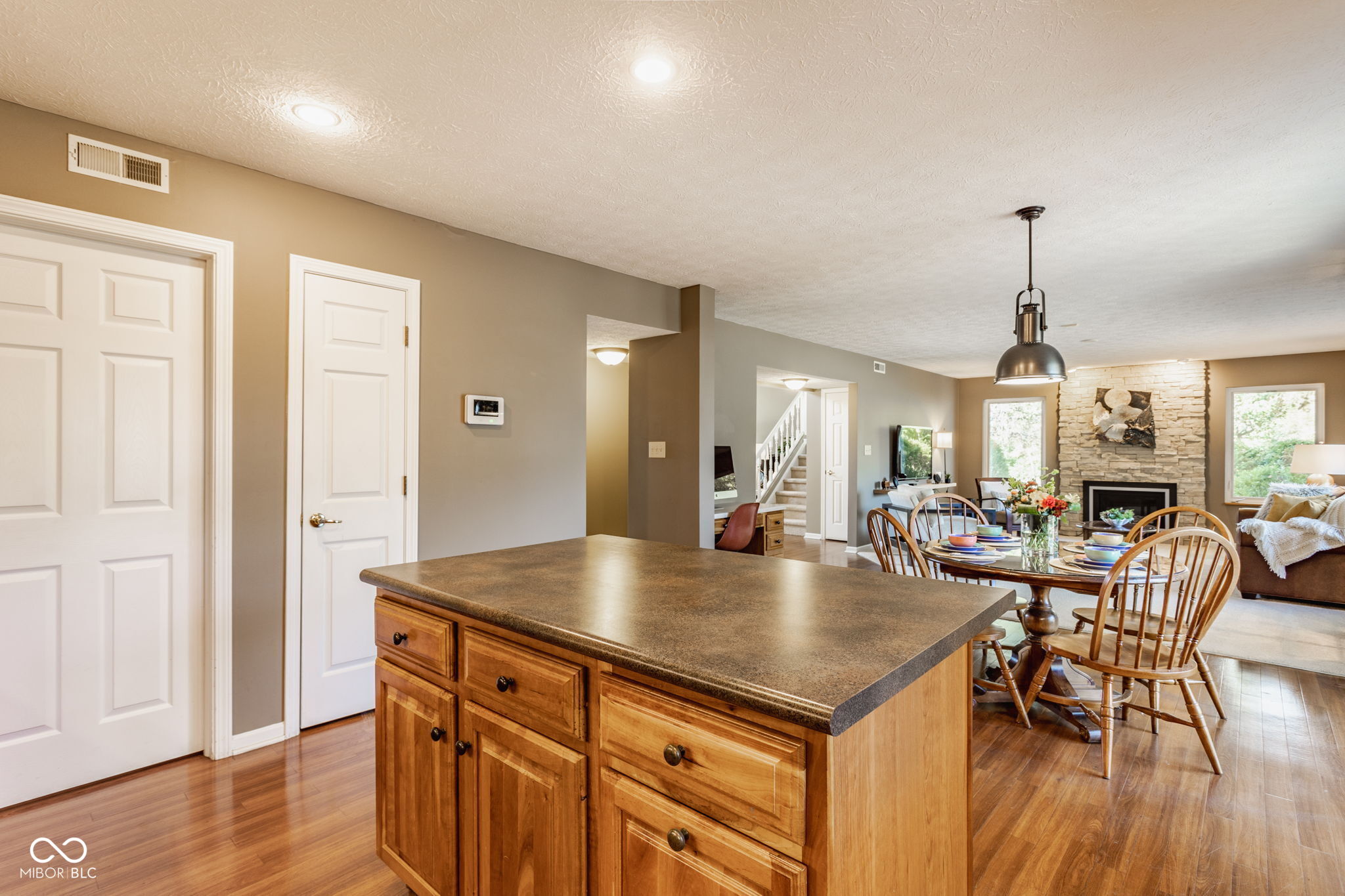 3103 Grandview Way