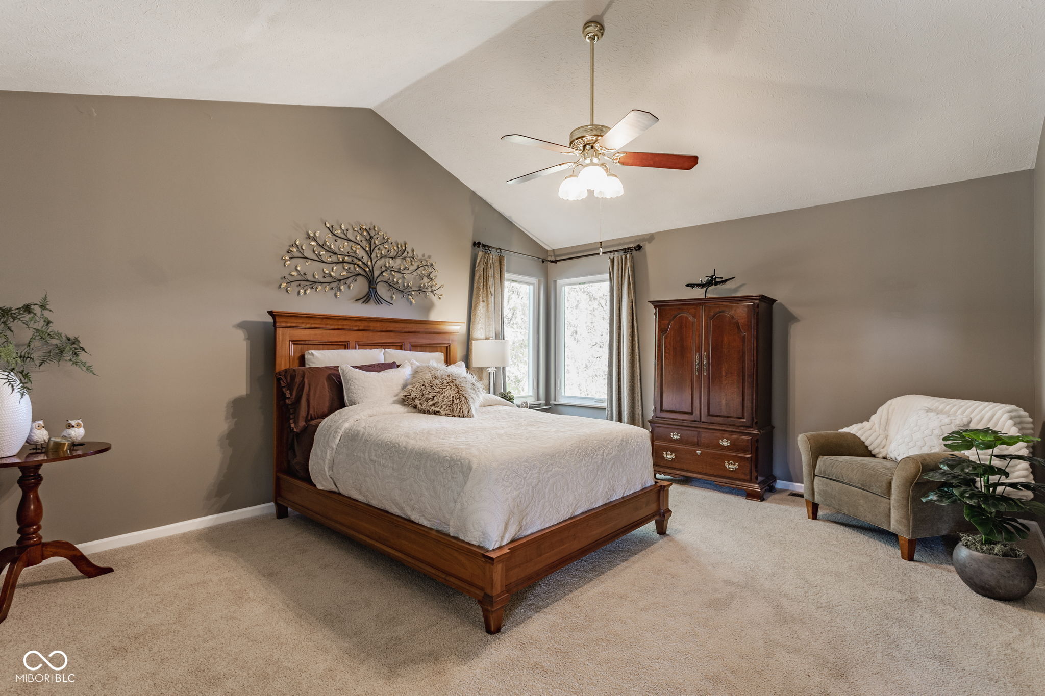 3103 Grandview Way