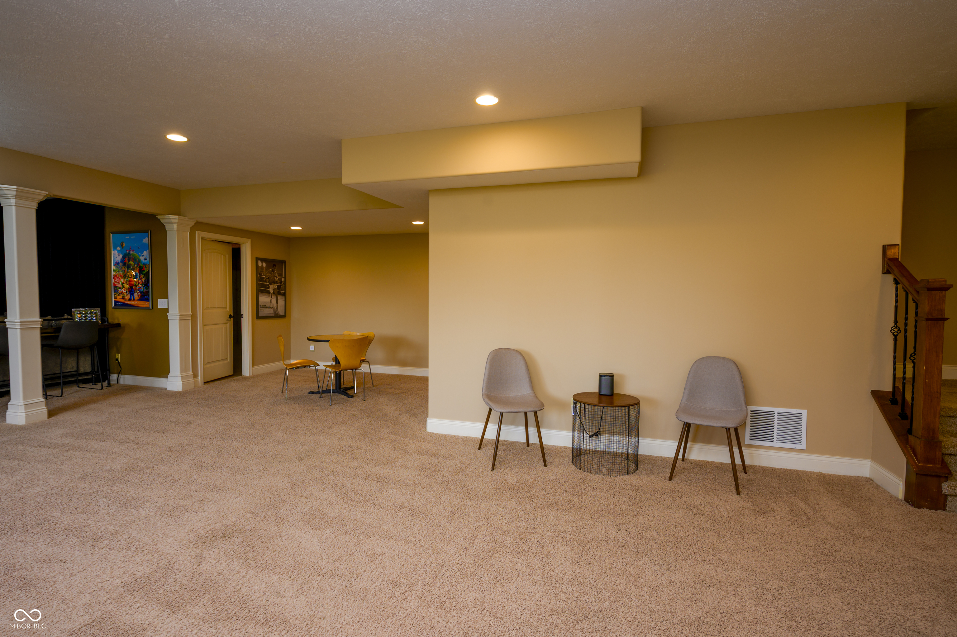 10138 Backstretch Row