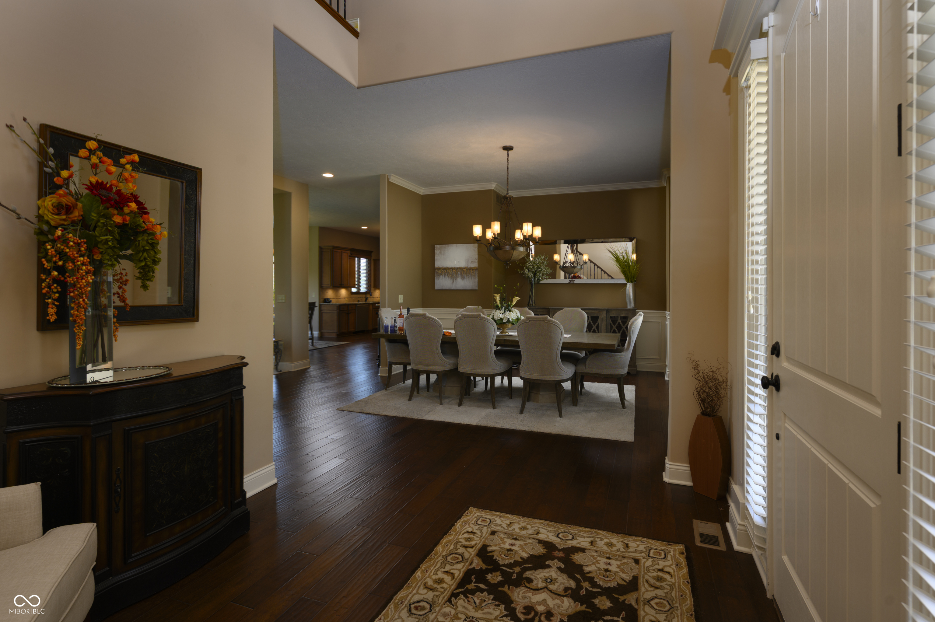 10138 Backstretch Row