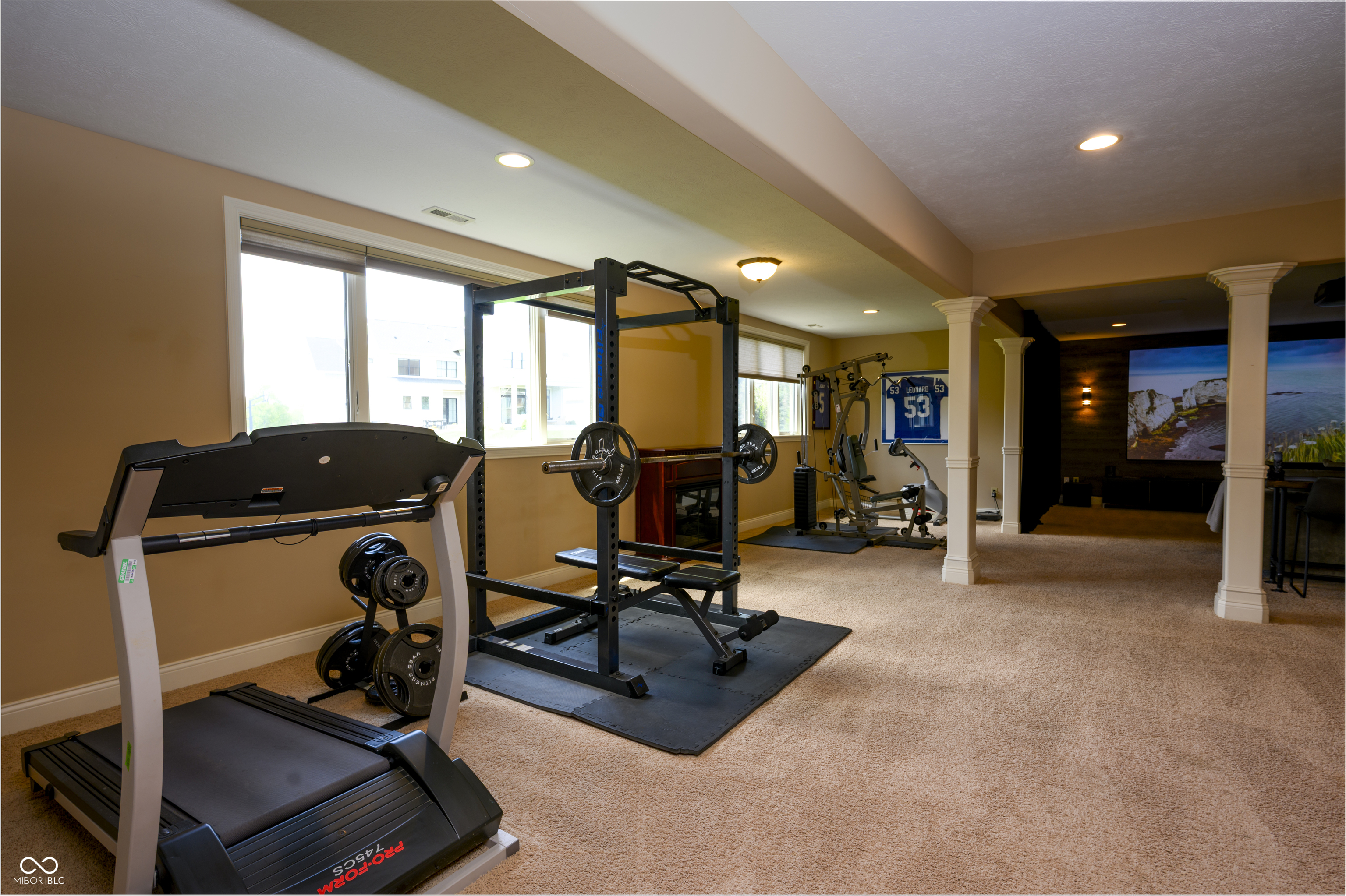 10138 Backstretch Row