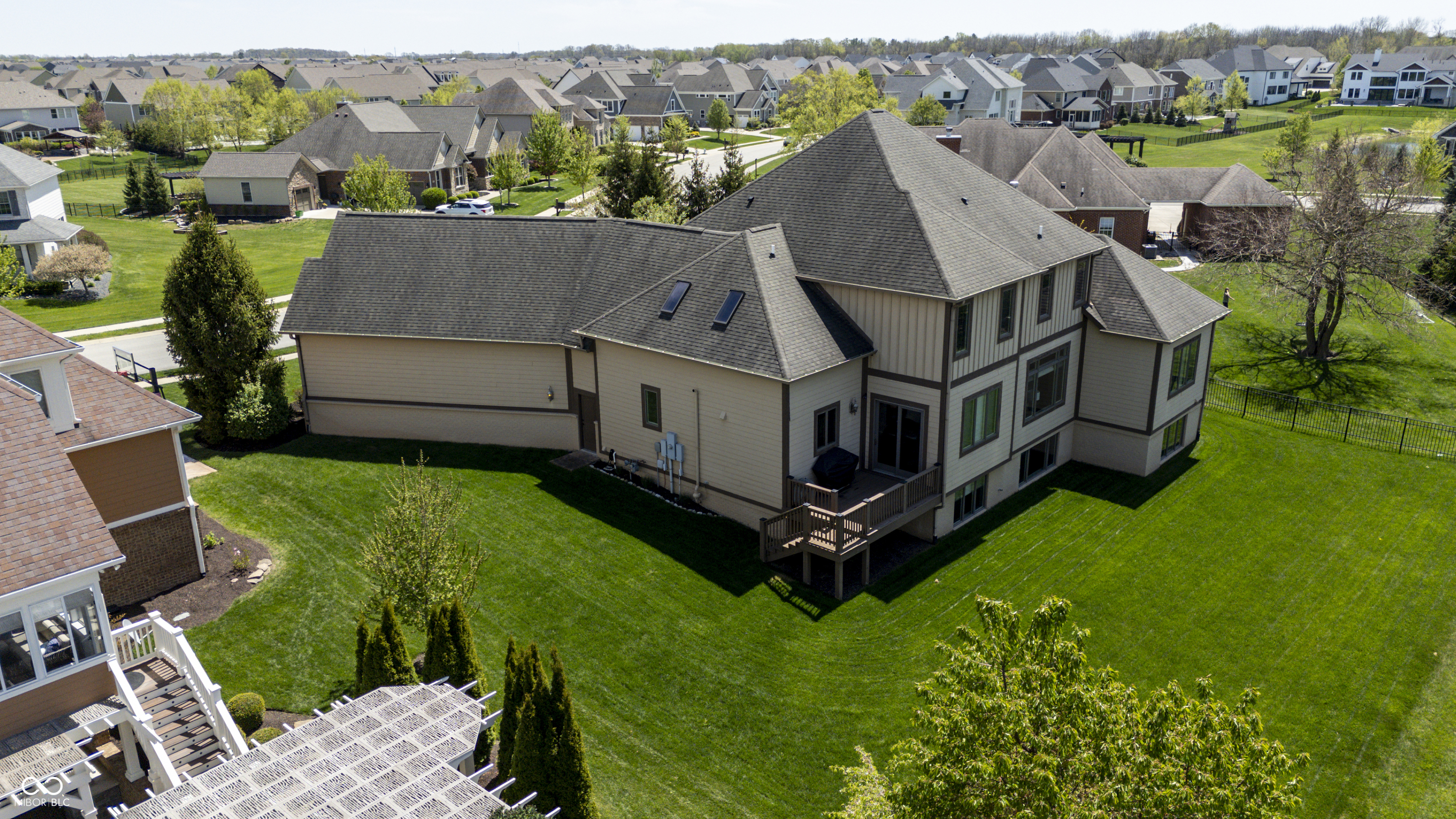 10138 Backstretch Row