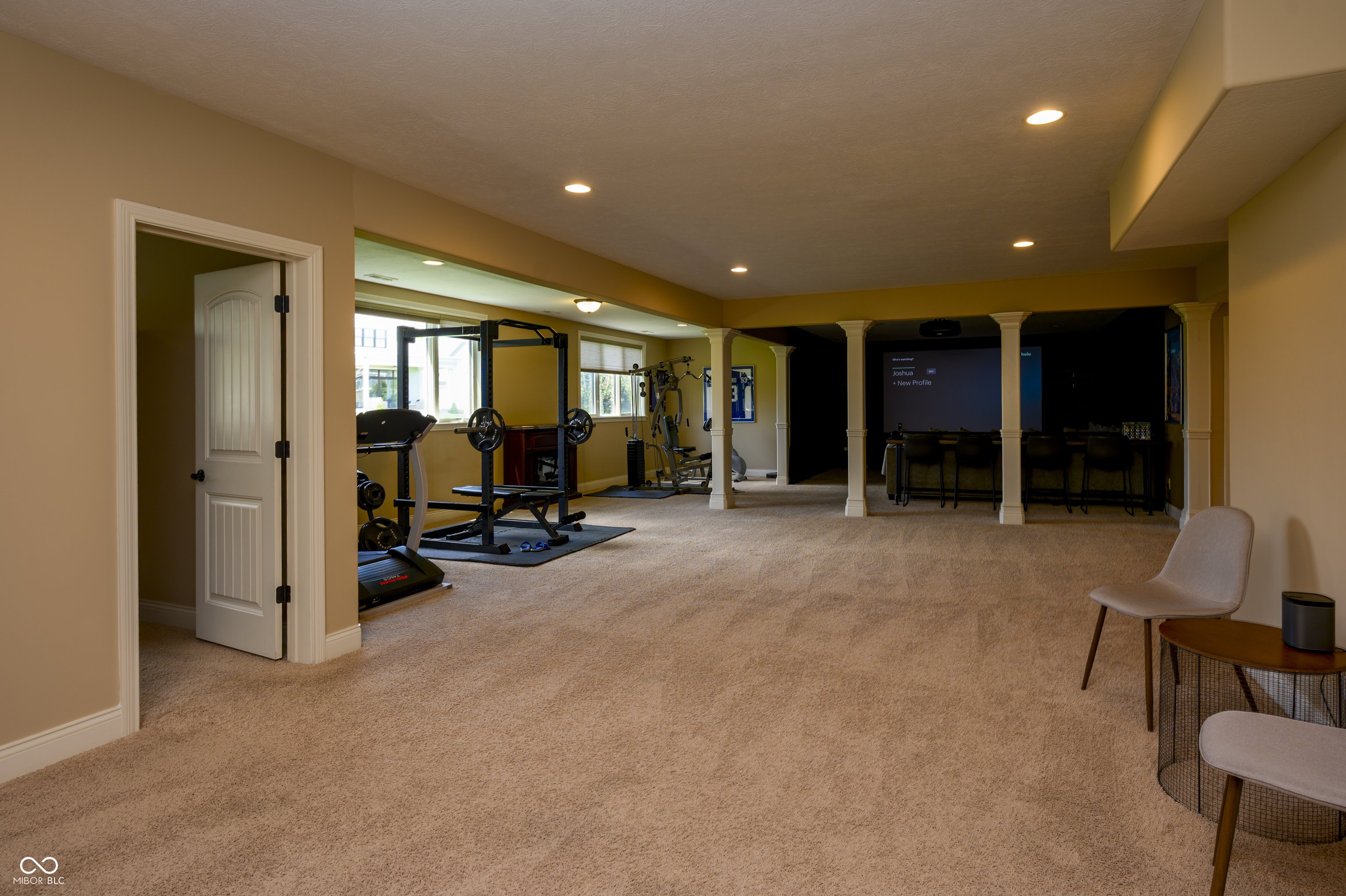 10138 Backstretch Row