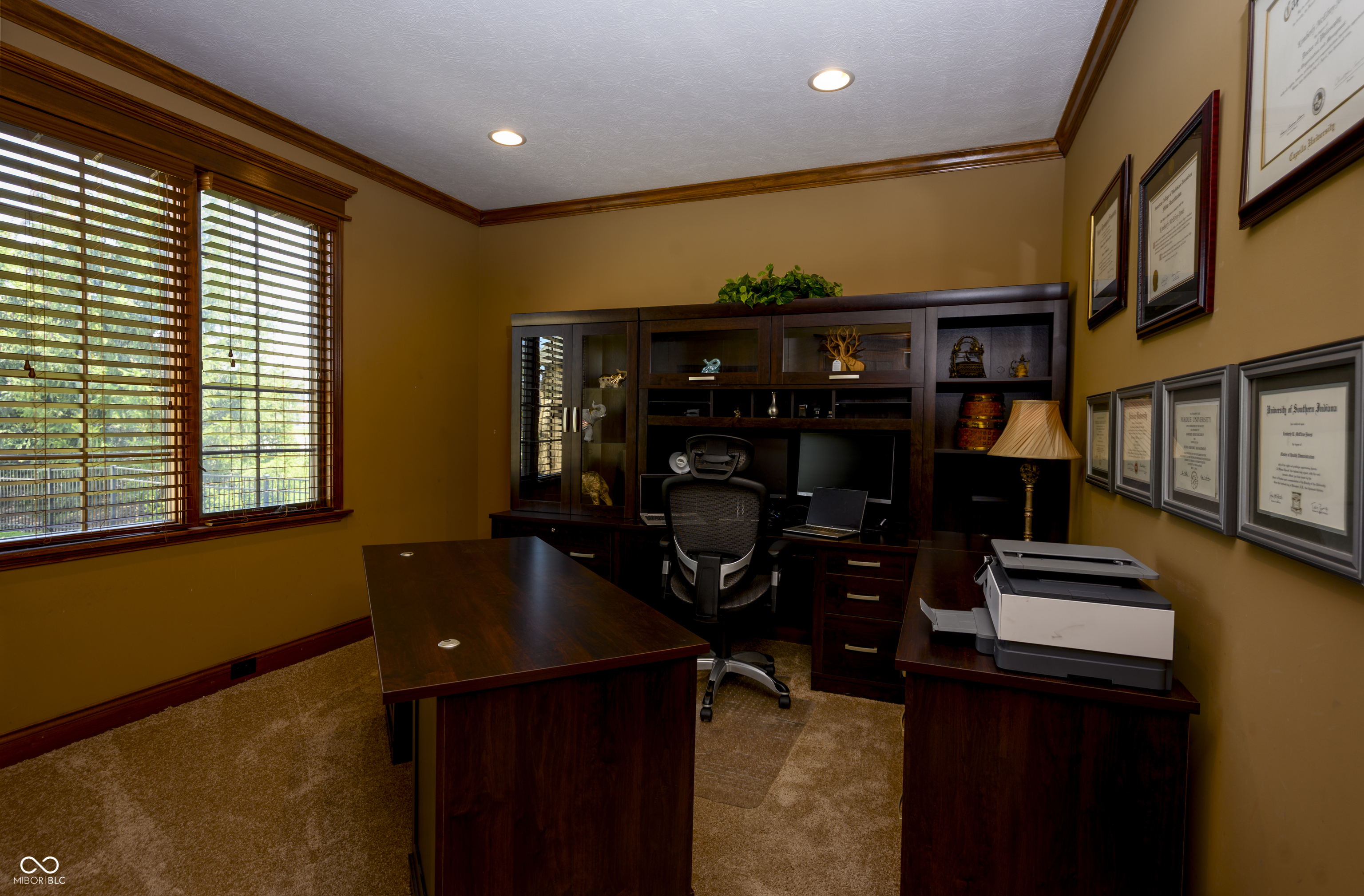 10138 Backstretch Row