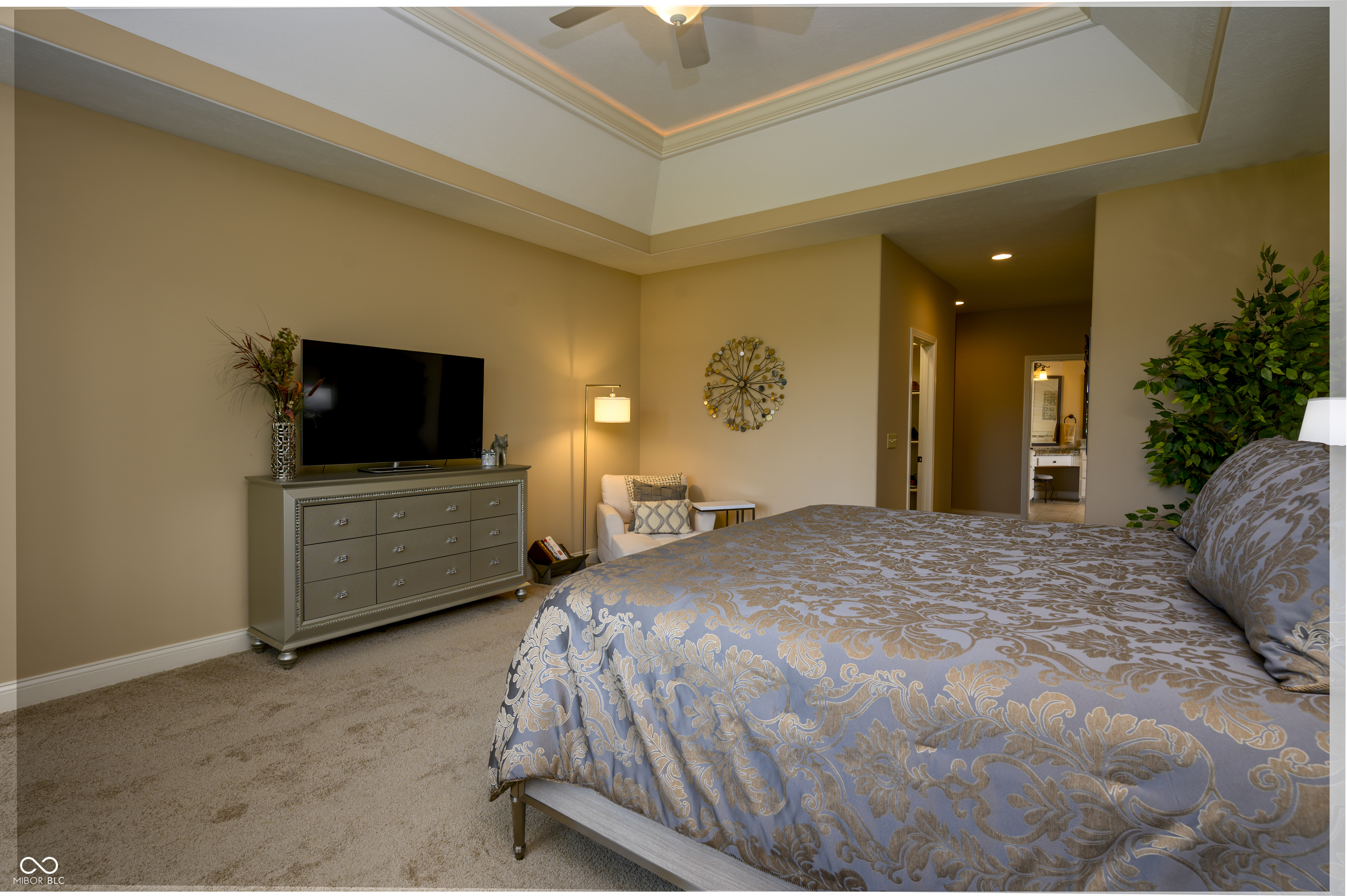 10138 Backstretch Row