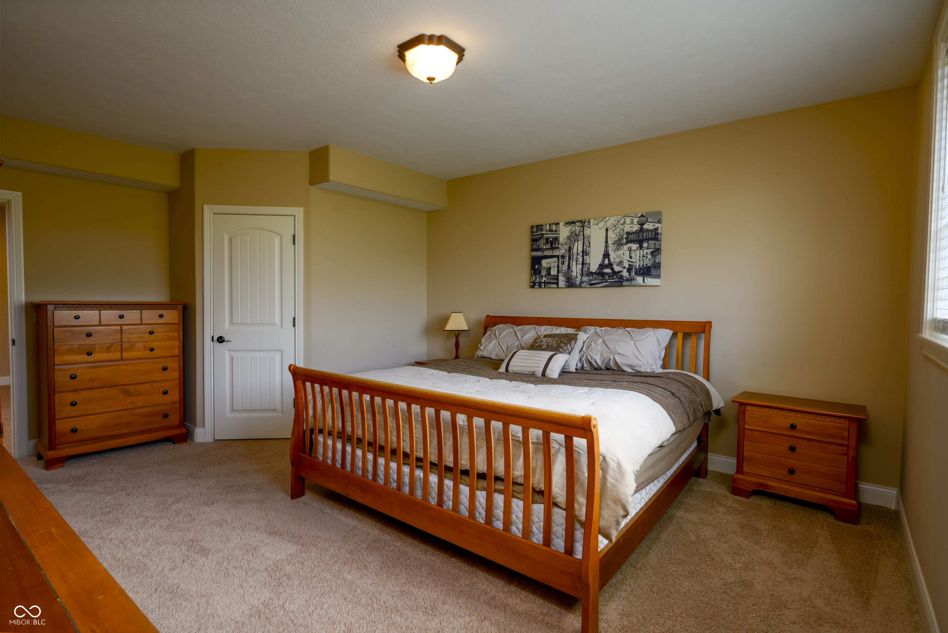 10138 Backstretch Row